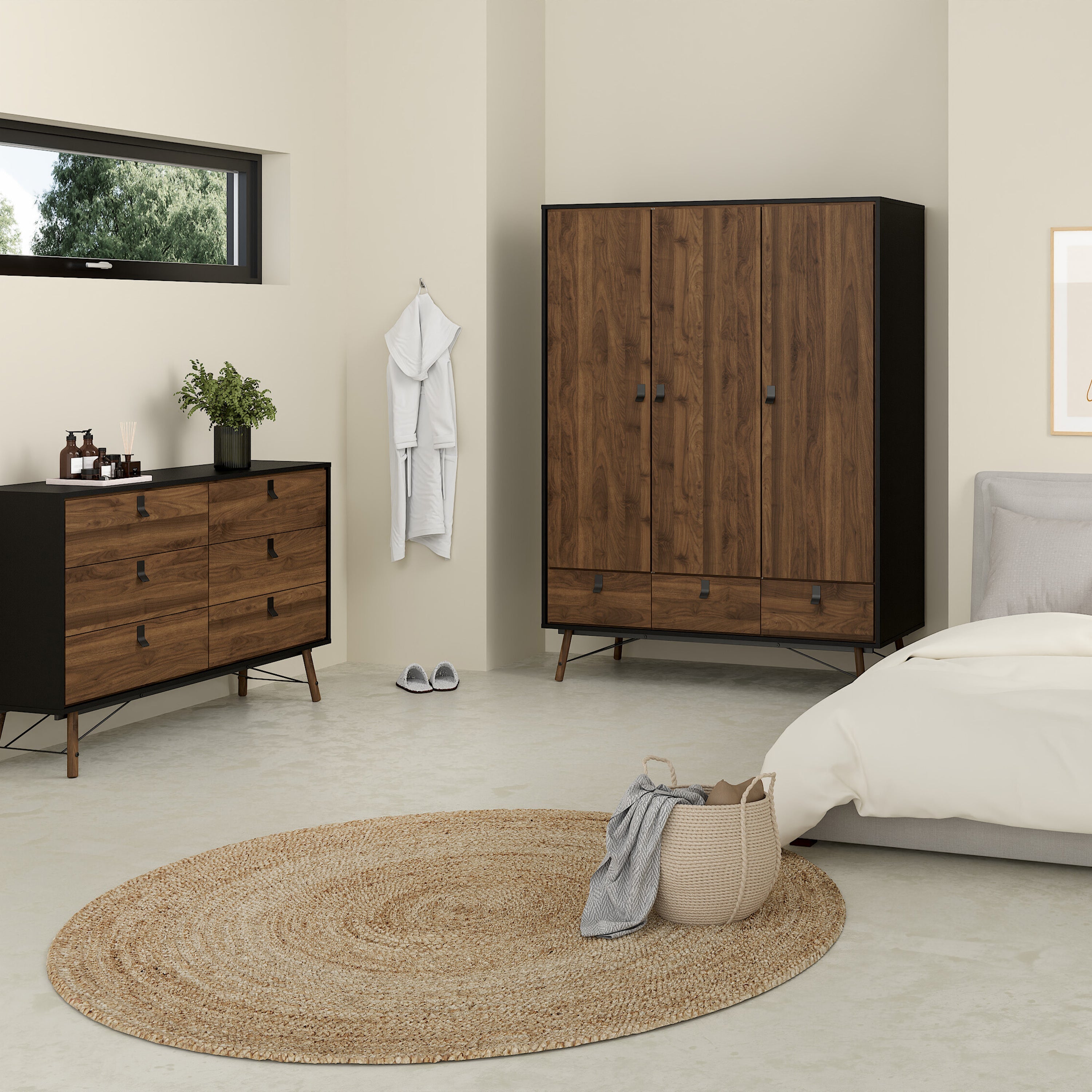 Ry Wide Double Chest of Drawers 6 Drawers in Matt Black Walnut – FTG, view 6