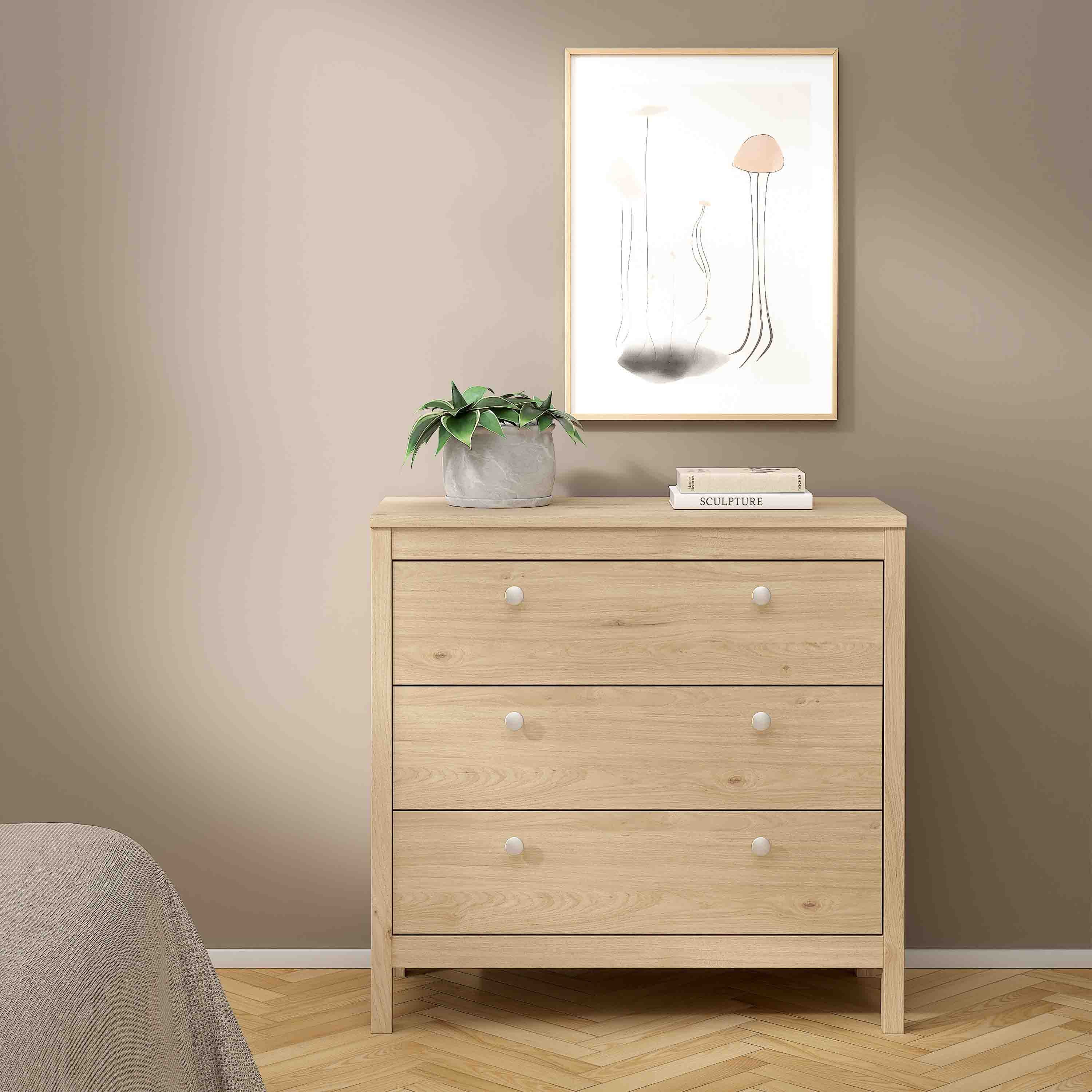 Madrid Chest 3 Drawers in Jackson Hickory Oak – FTG, view 6