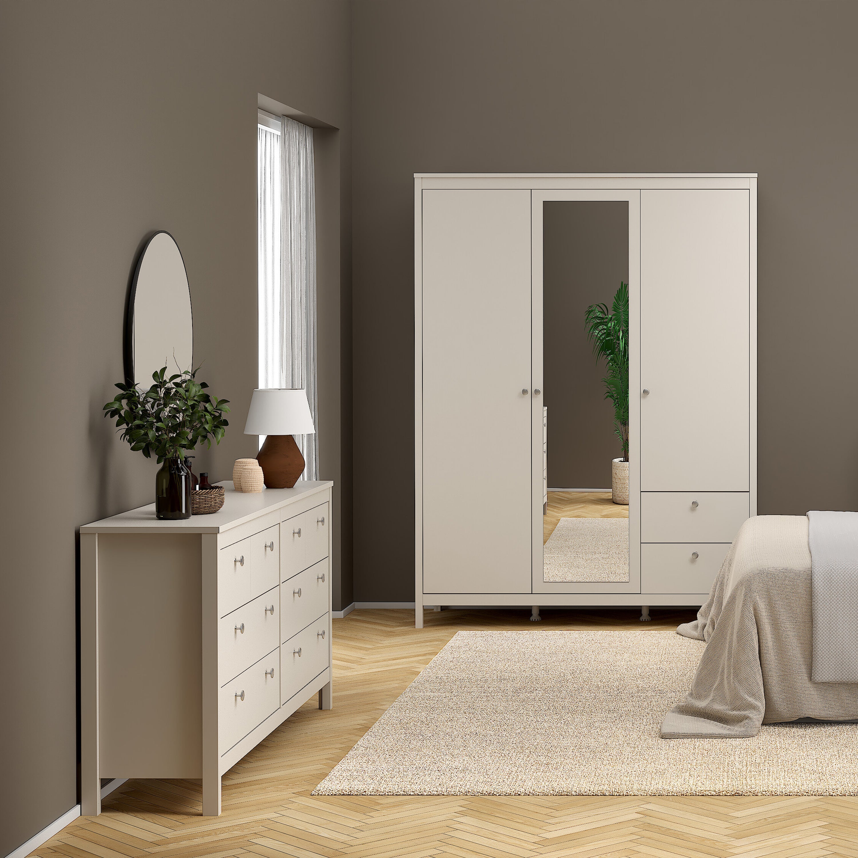 Madrid Double Dresser 4+4 Drawers in Cashmere – FTG, view 6