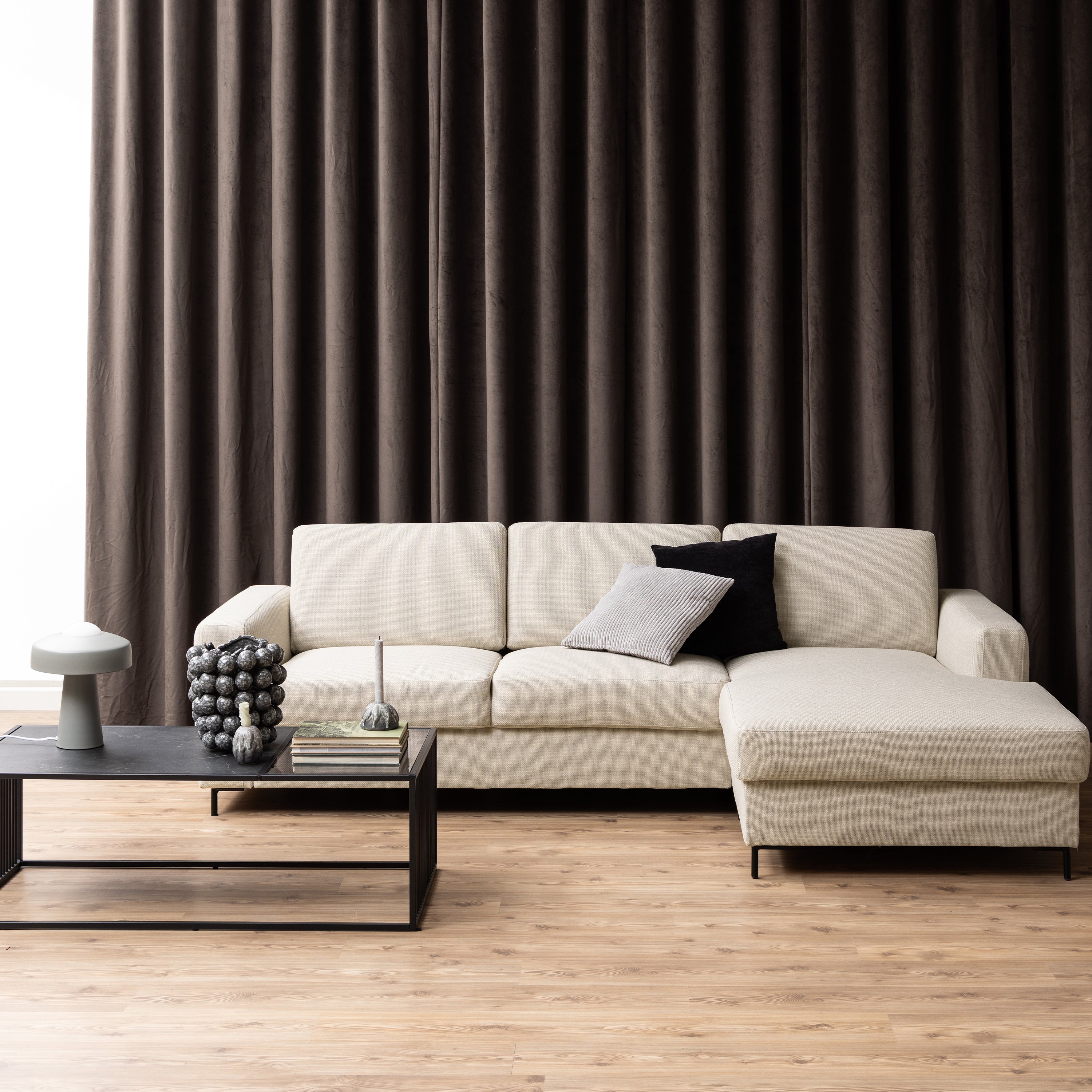 Strington Coffee Table in Black – FTG, view 4