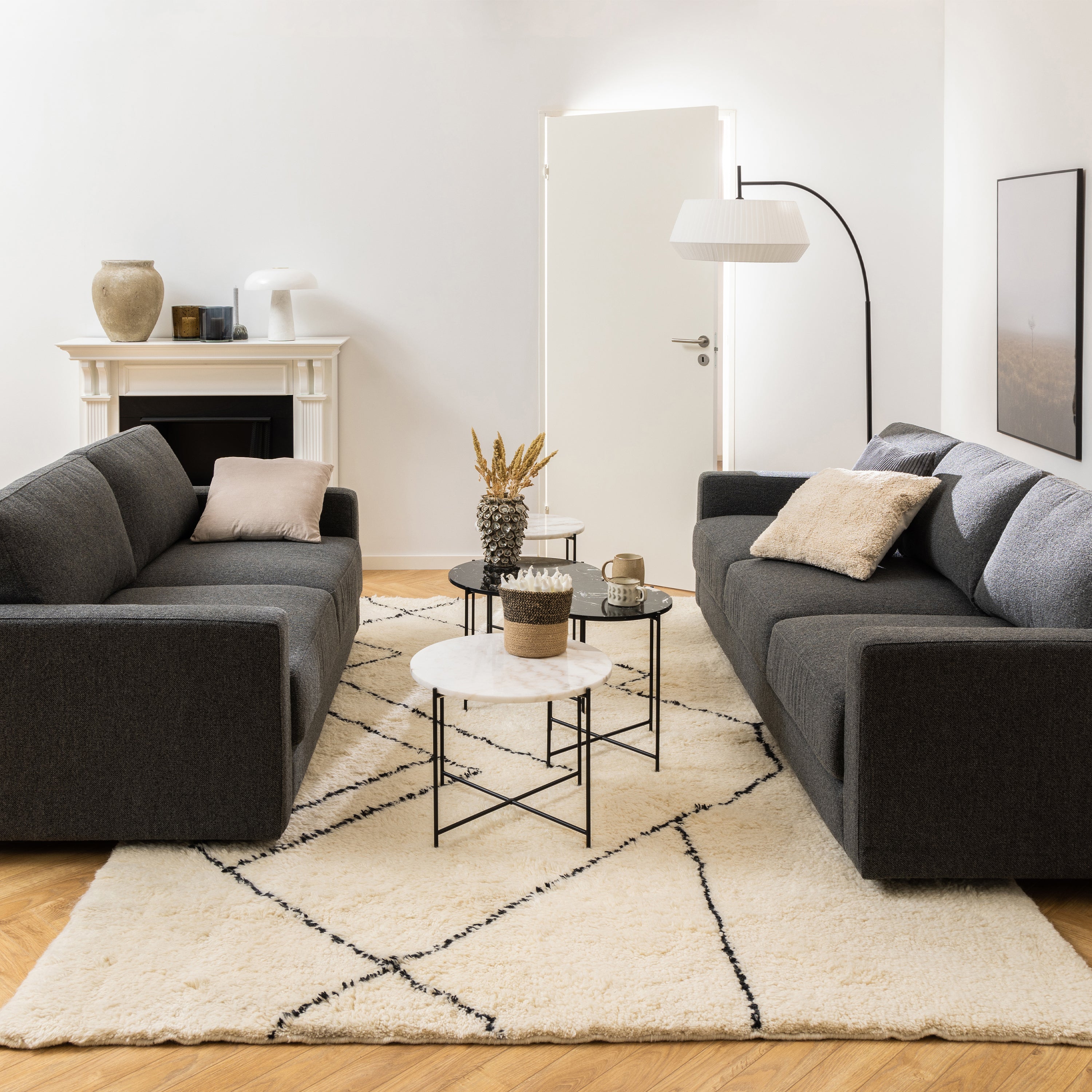 Avila Side Table with White Marble Top 42x45cm – FTG, view 3