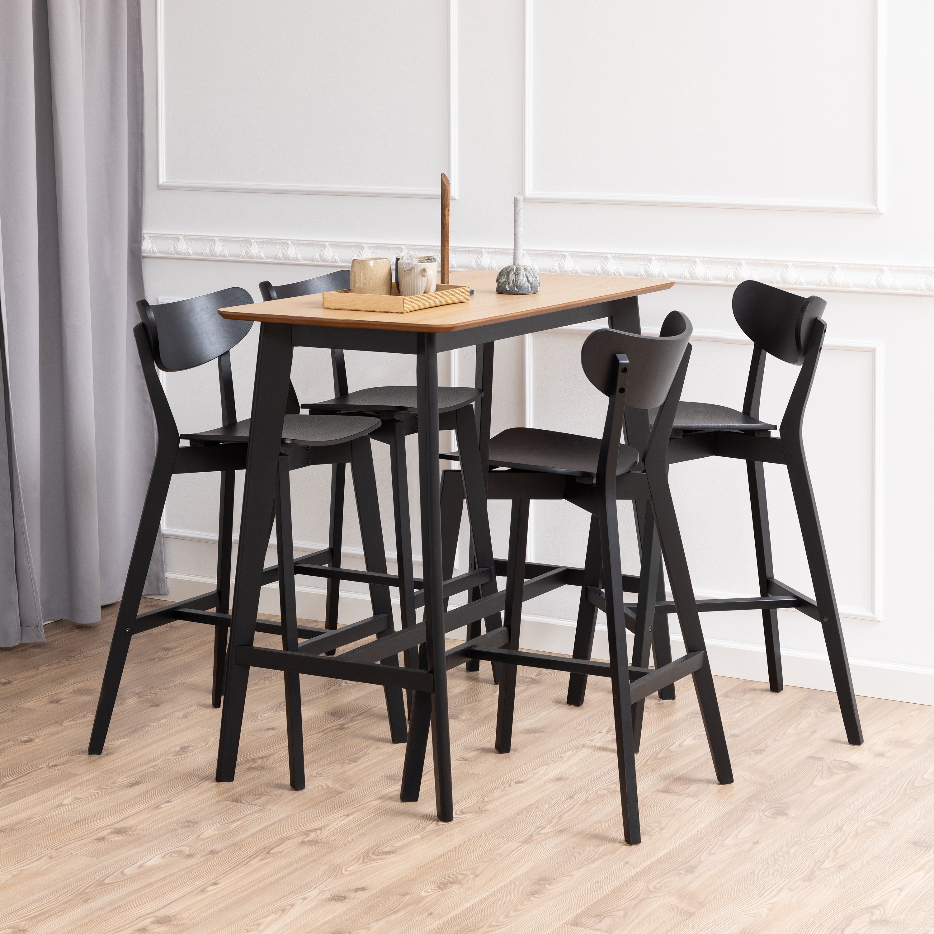 Roxby Bar Table in Black & Oak Included 4 Roxby Bar Stool in Black – FTG