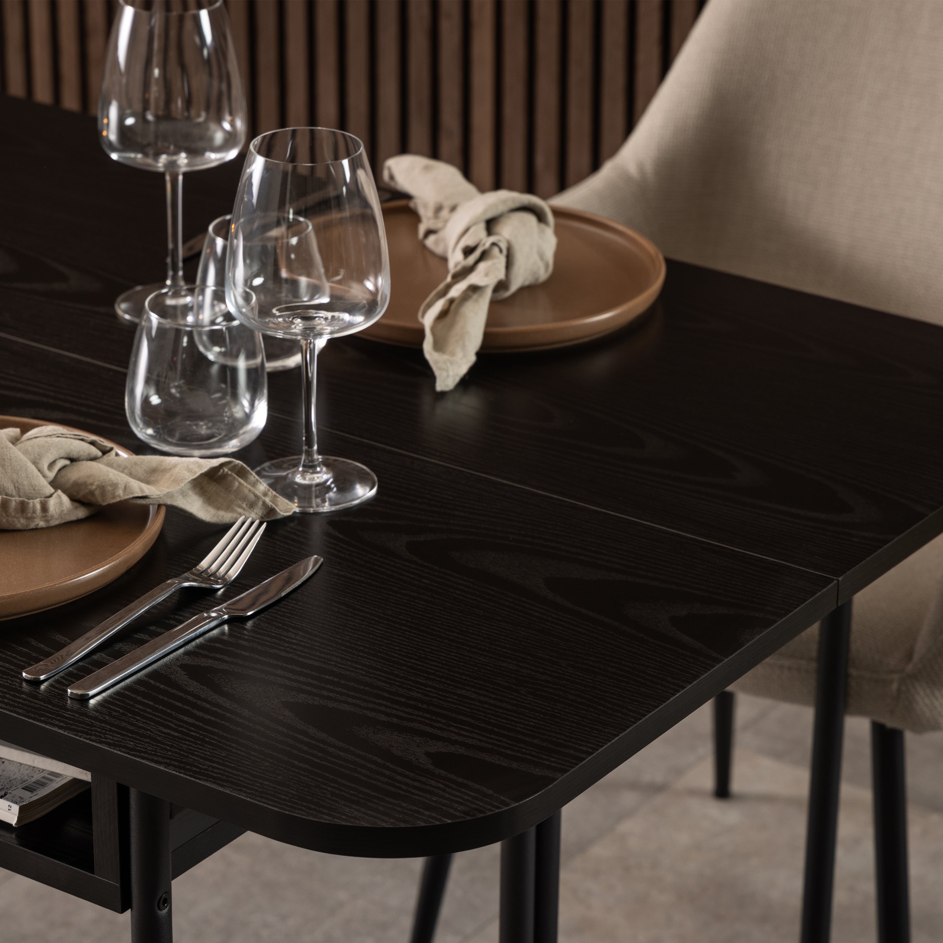 Darlington Dining Table in Black – FTG, view 7