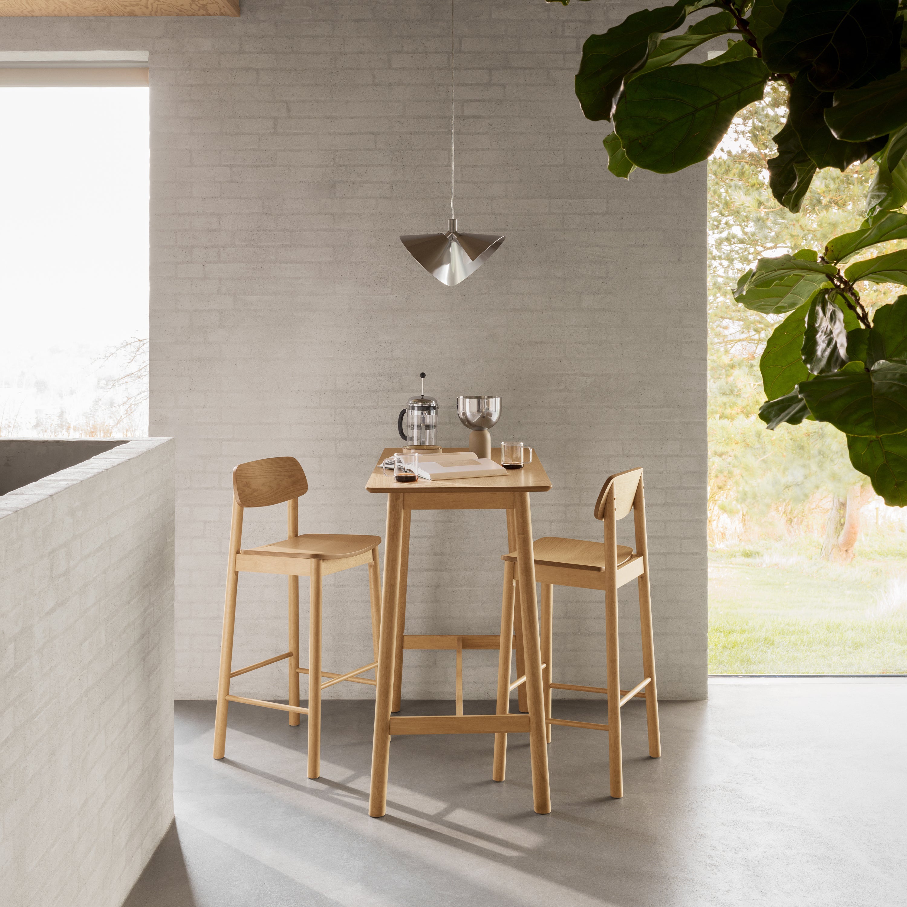 Barlow Bar Table in Matt Oak Included 2 Barlow Bar Stool in Matt Oak – FTG