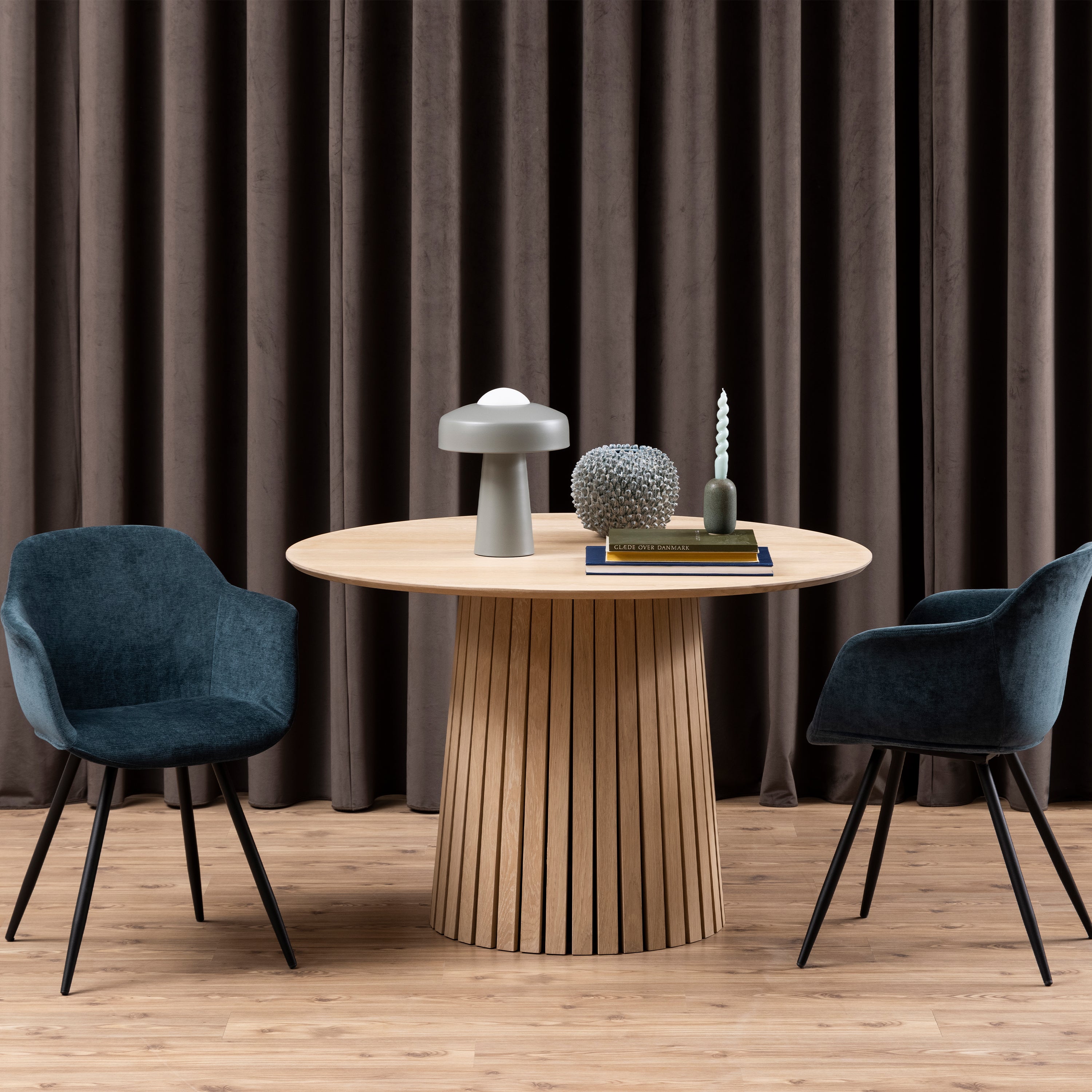 Christo Round Dining Table in White Oak – FTG, view 4