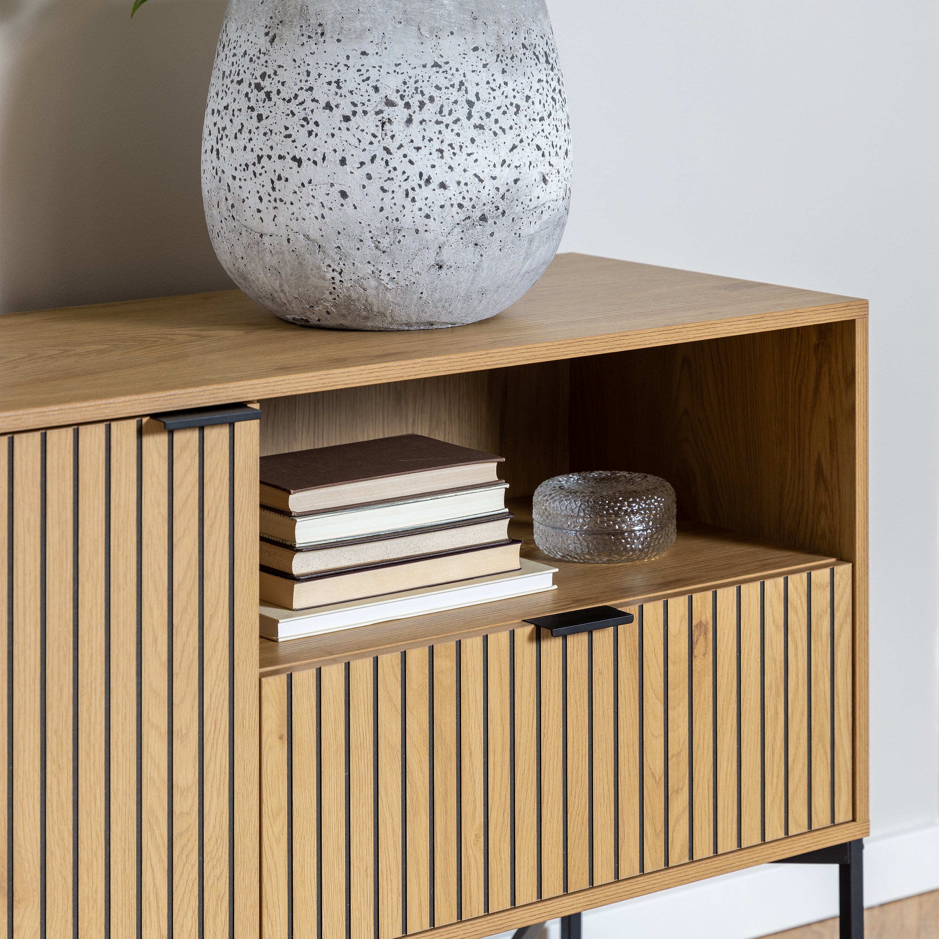 Jaipur Sideboard with 2 Doors and 1 Drawer in Wild Oak – FTG, view 7