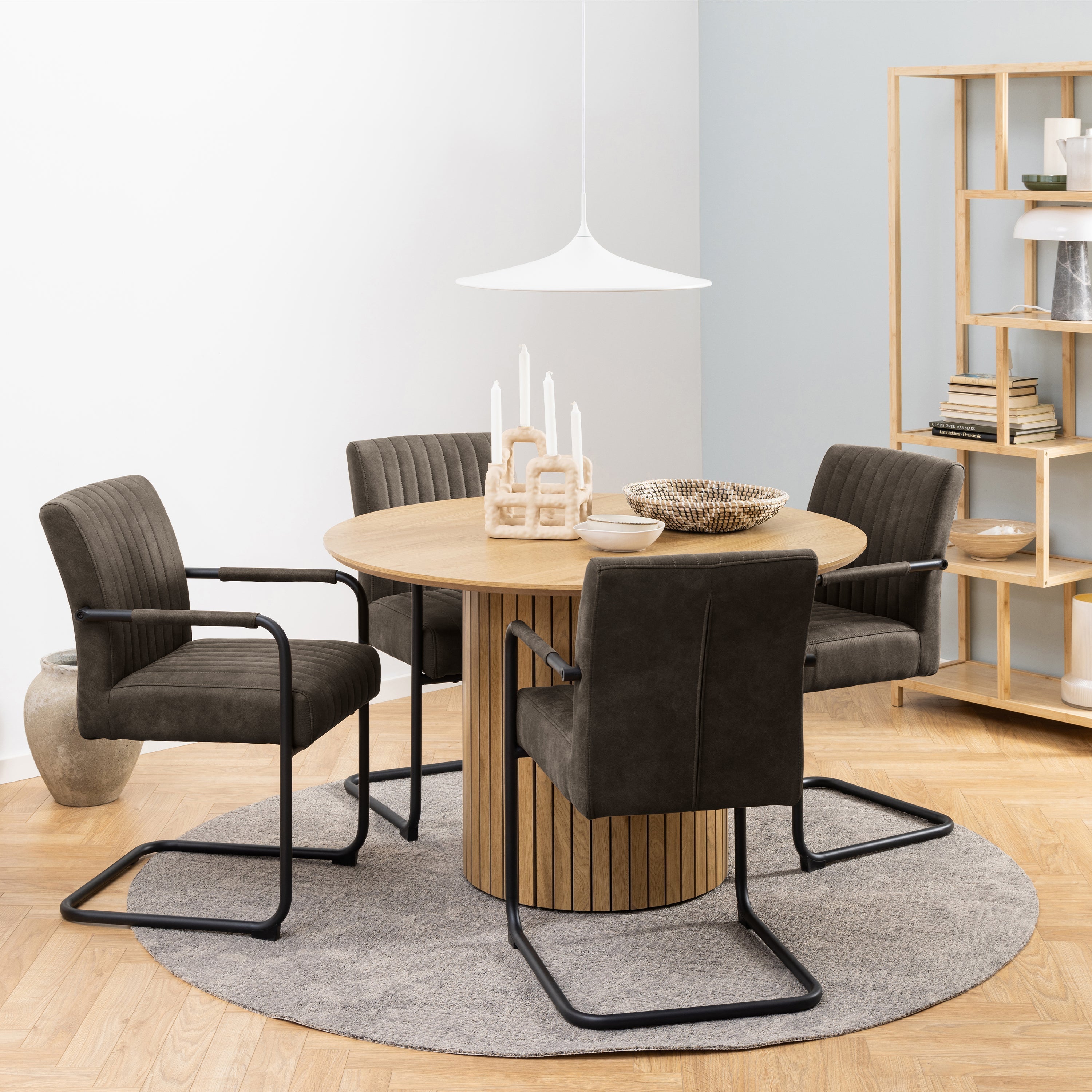 Yale Dining Table in Oak Included 4 Adele Dining Chair in Grey Fabric – FTG