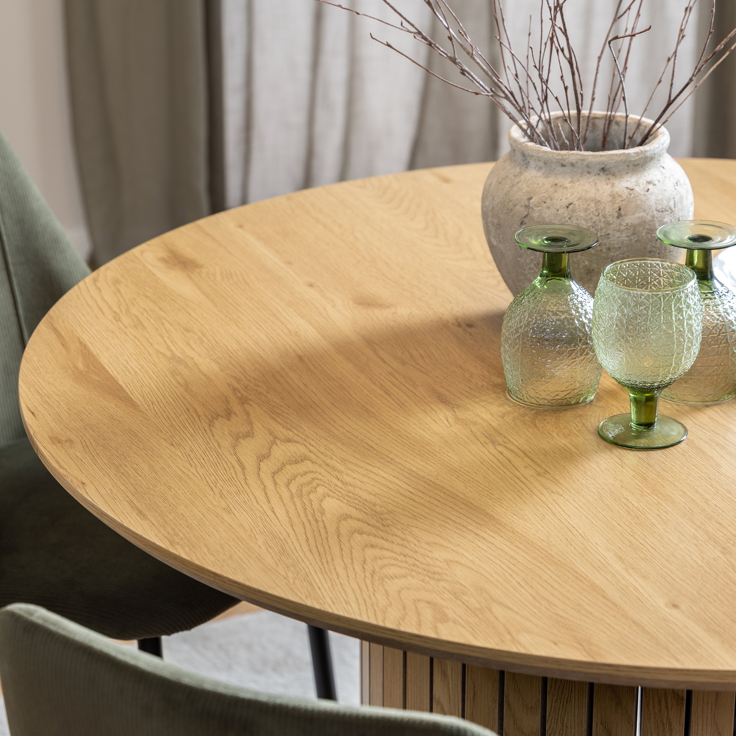 Yale Dining Table in Oak Included 4 Adele Dining Chair in Grey Fabric – FTG, view 4