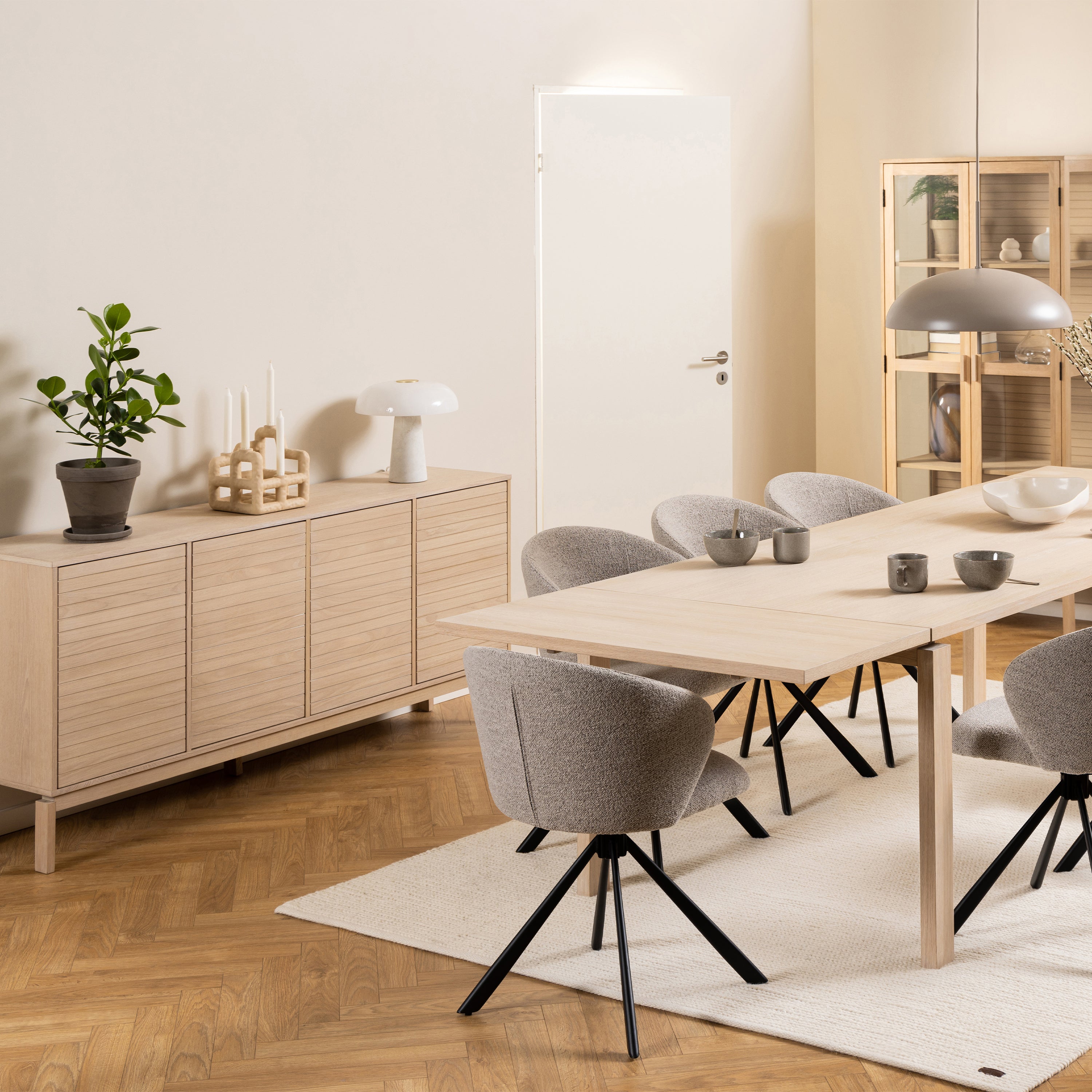 Linley 4 Door Sideboard in White Oak – FTG, view 6