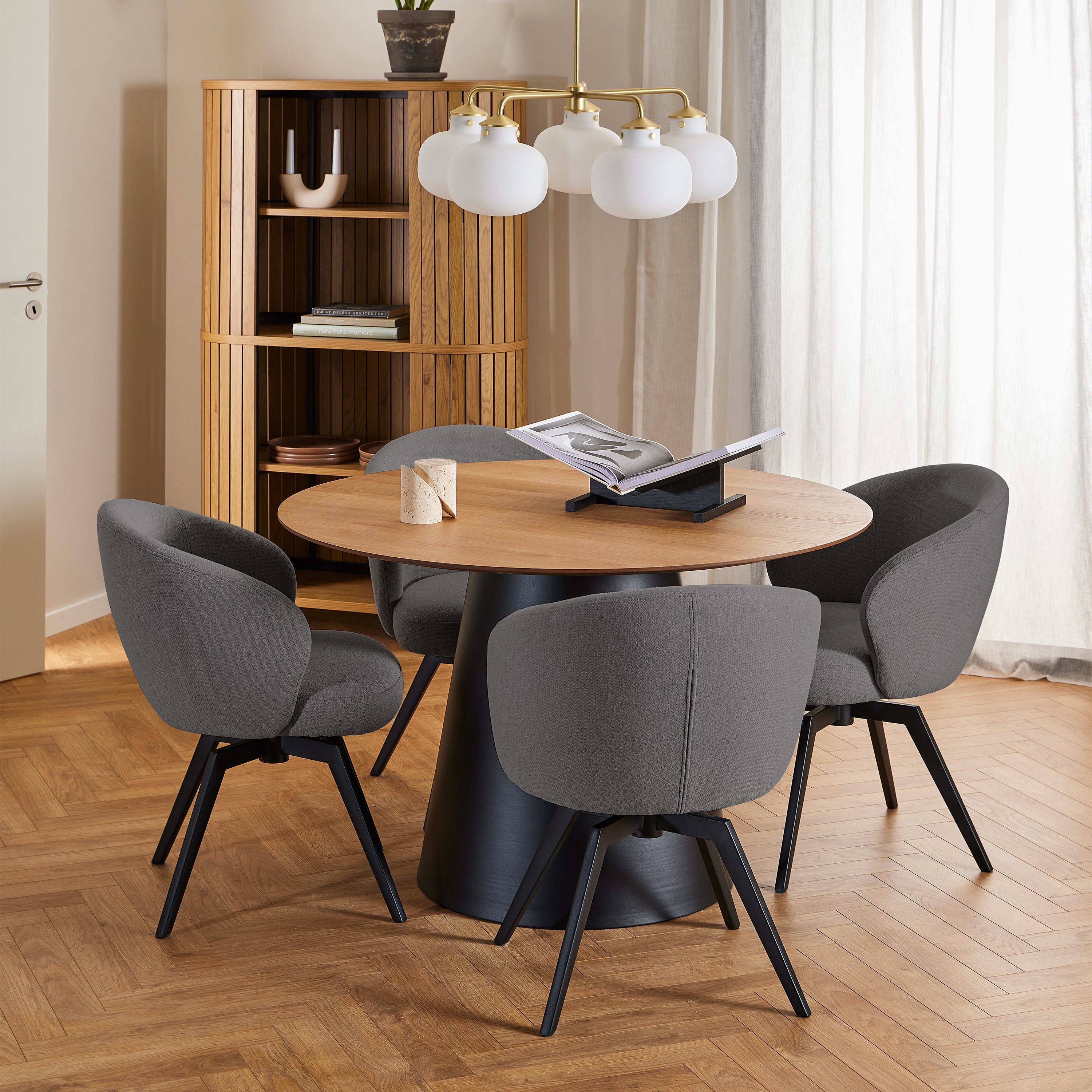 Soli Round Dining Table in Oak/Black 120x75cm Included 4 Darlene Dining Chair with Armrest and Swivel Function in Grey – FTG