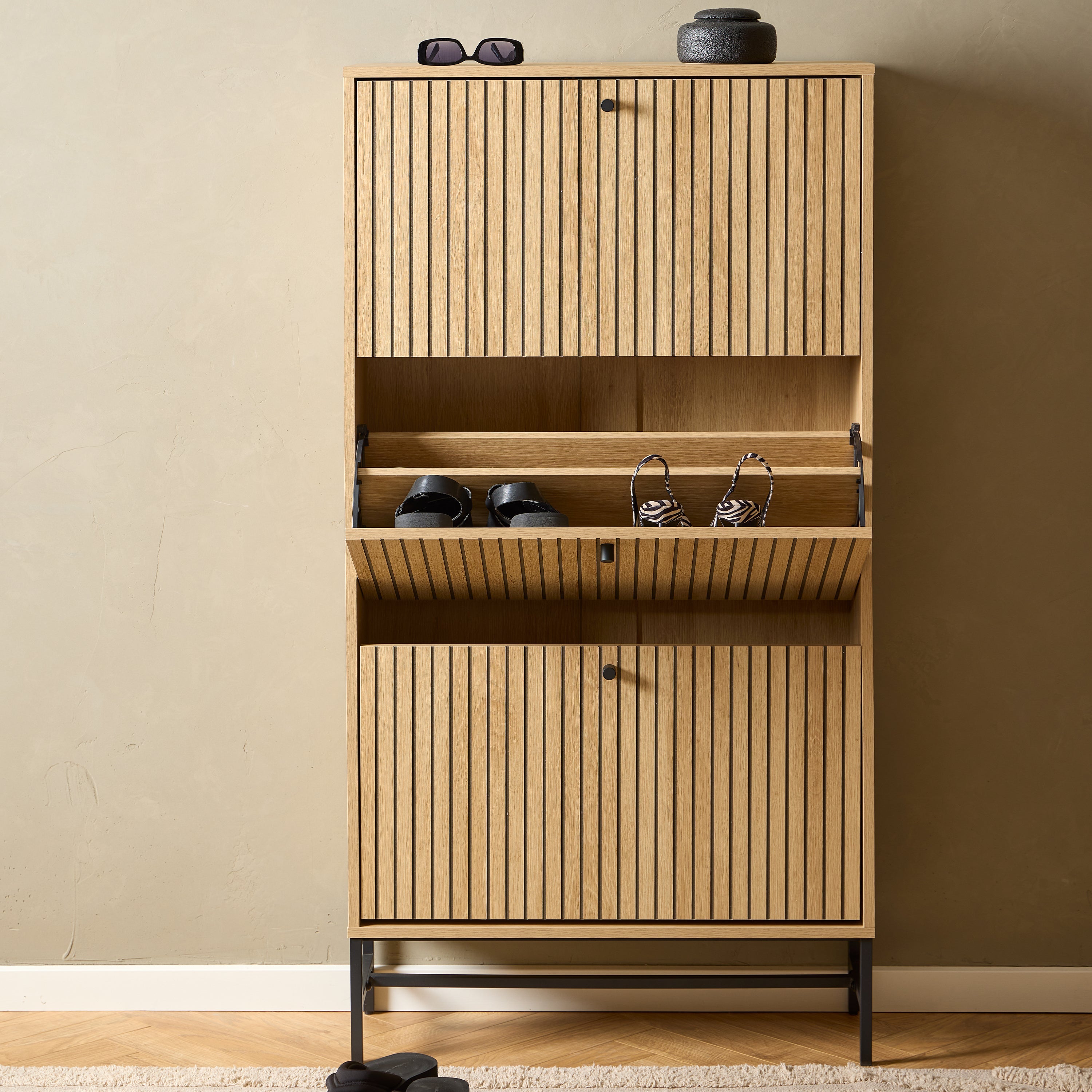 Albany Shoe Cabinet 3 Flip Down Doors in Oak/Black Legs – FTG, view 6