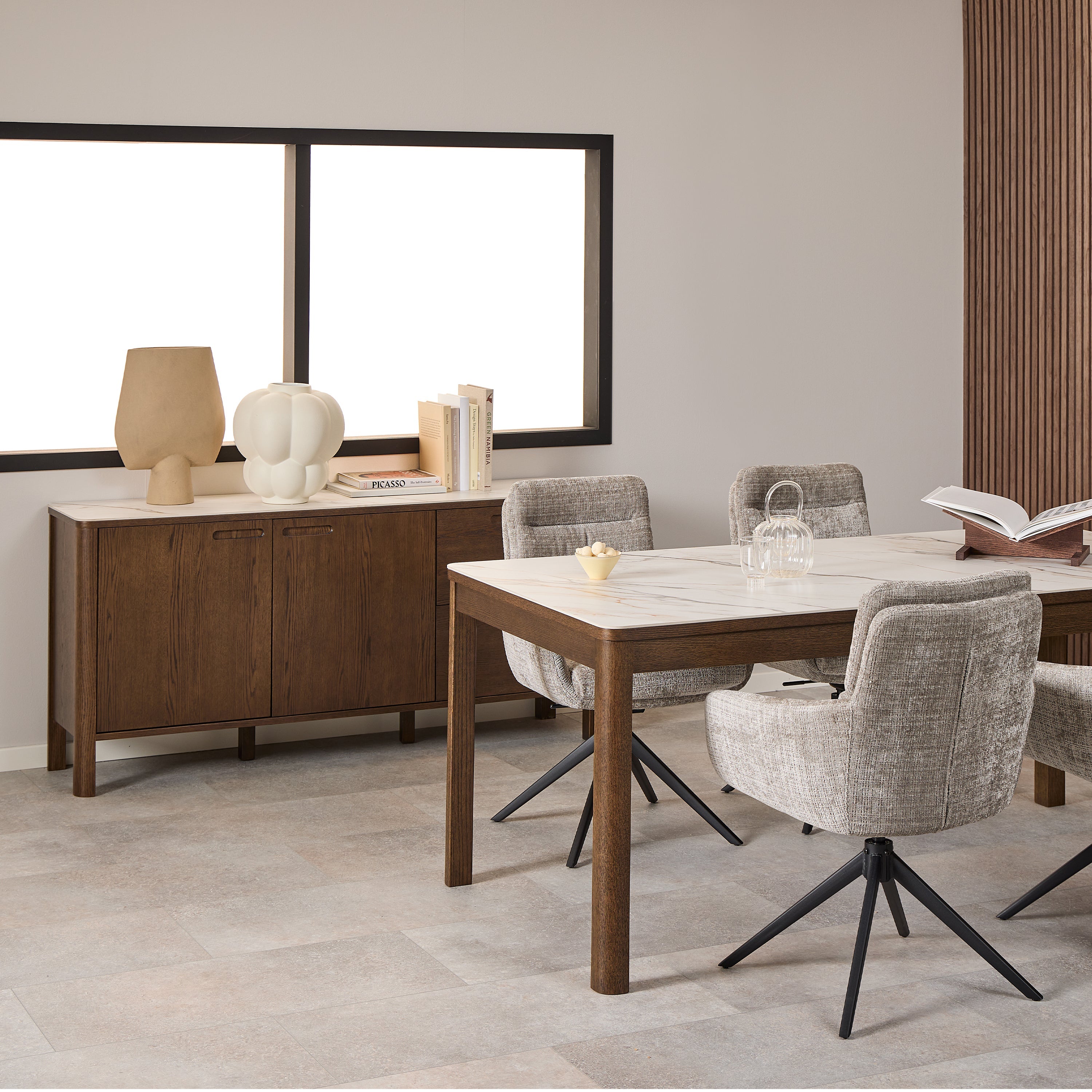 Southampton Sideboard With 2 Doors 2 Drawers and 2 Shelves in Cream Ceramic – FTG, view 5