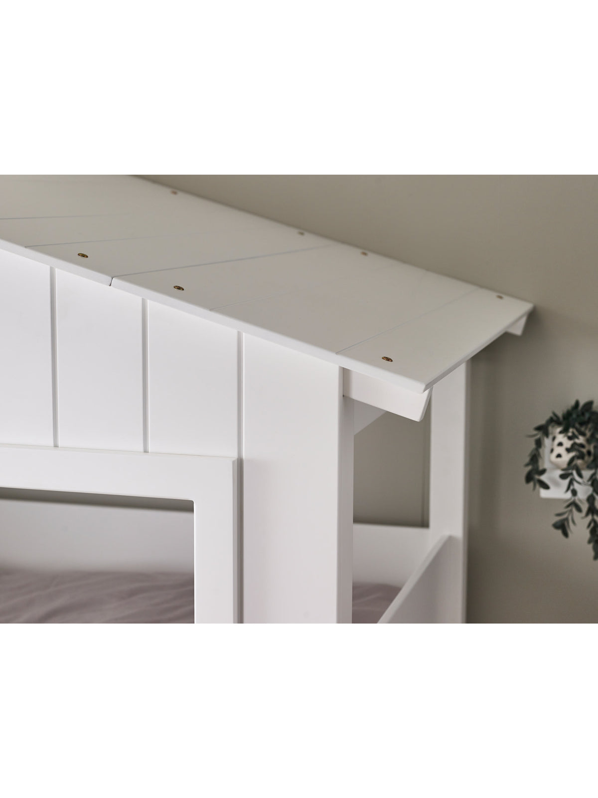 Acorn Treehouse Midsleeper & Storage Unit - White
