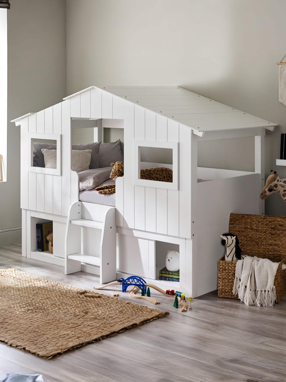 Acorn Treehouse Midsleeper & Storage Unit - White