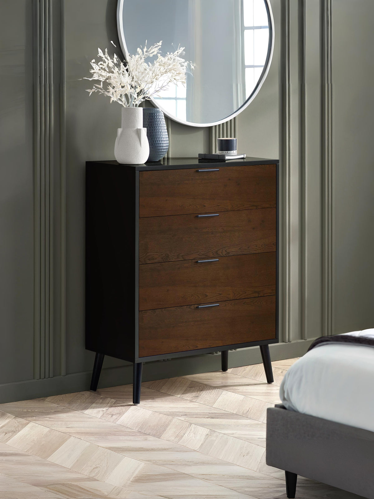 Alba 4 Drawer Wide Chest - Walnut/Black