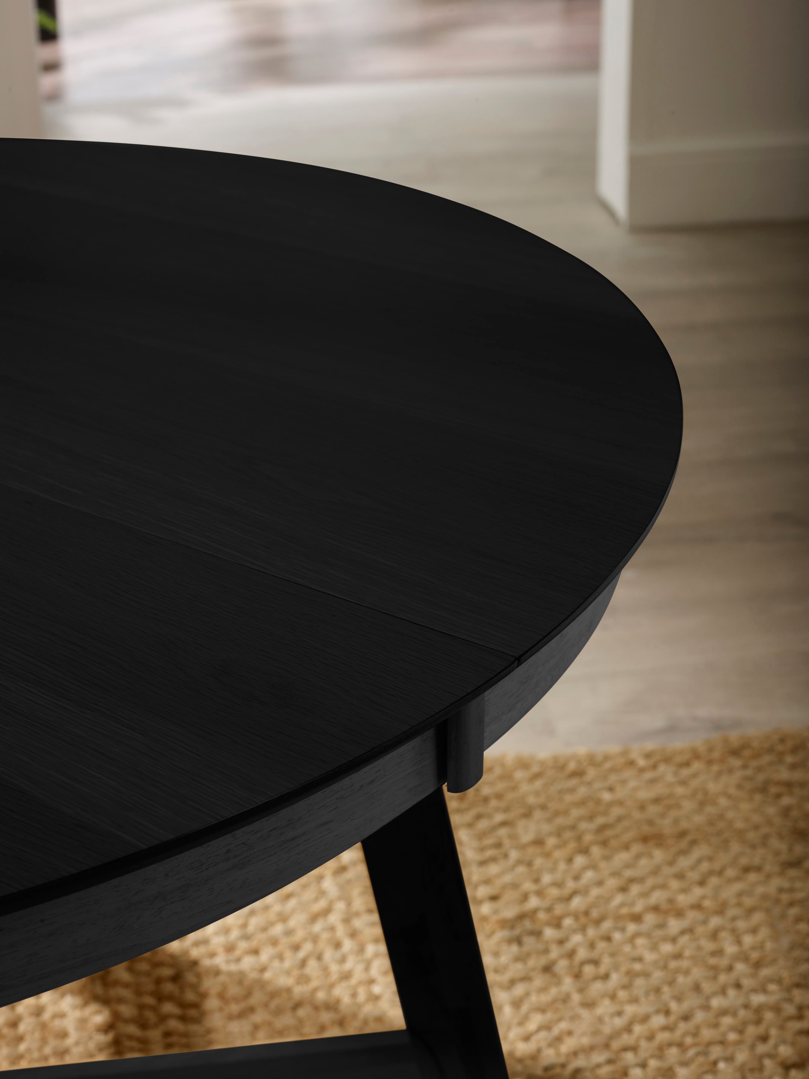 Annika Satin Black Oak Veneer 115-154cm Extending Round Dining Table – Black Oak Effect