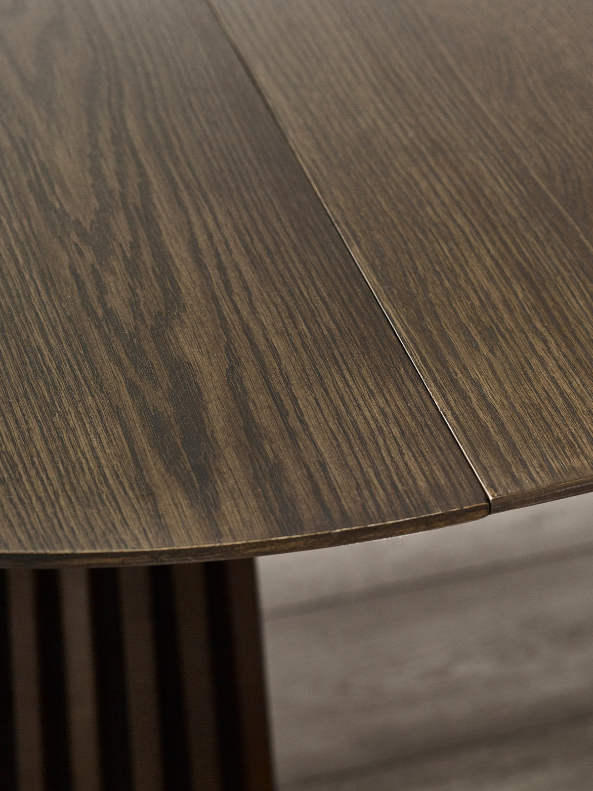 Arya Extending Dining Table