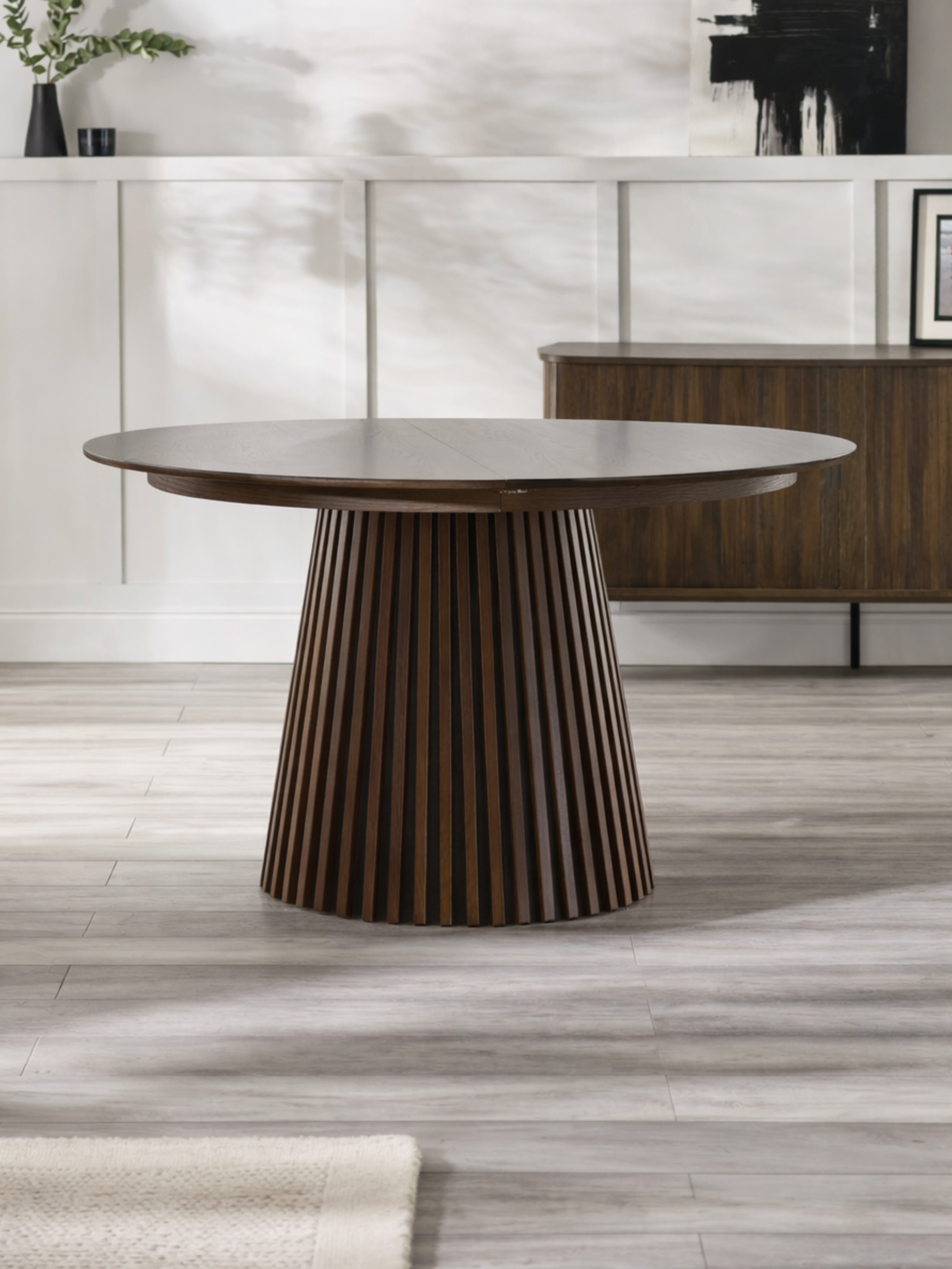 Arya 120-200cm Extending Round Dark Oak Dining Table Set with 4 Antique Black Soho Faux Leather Dining Chairs