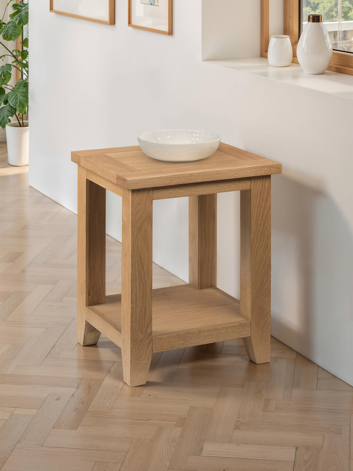 Astoria Lamp Table