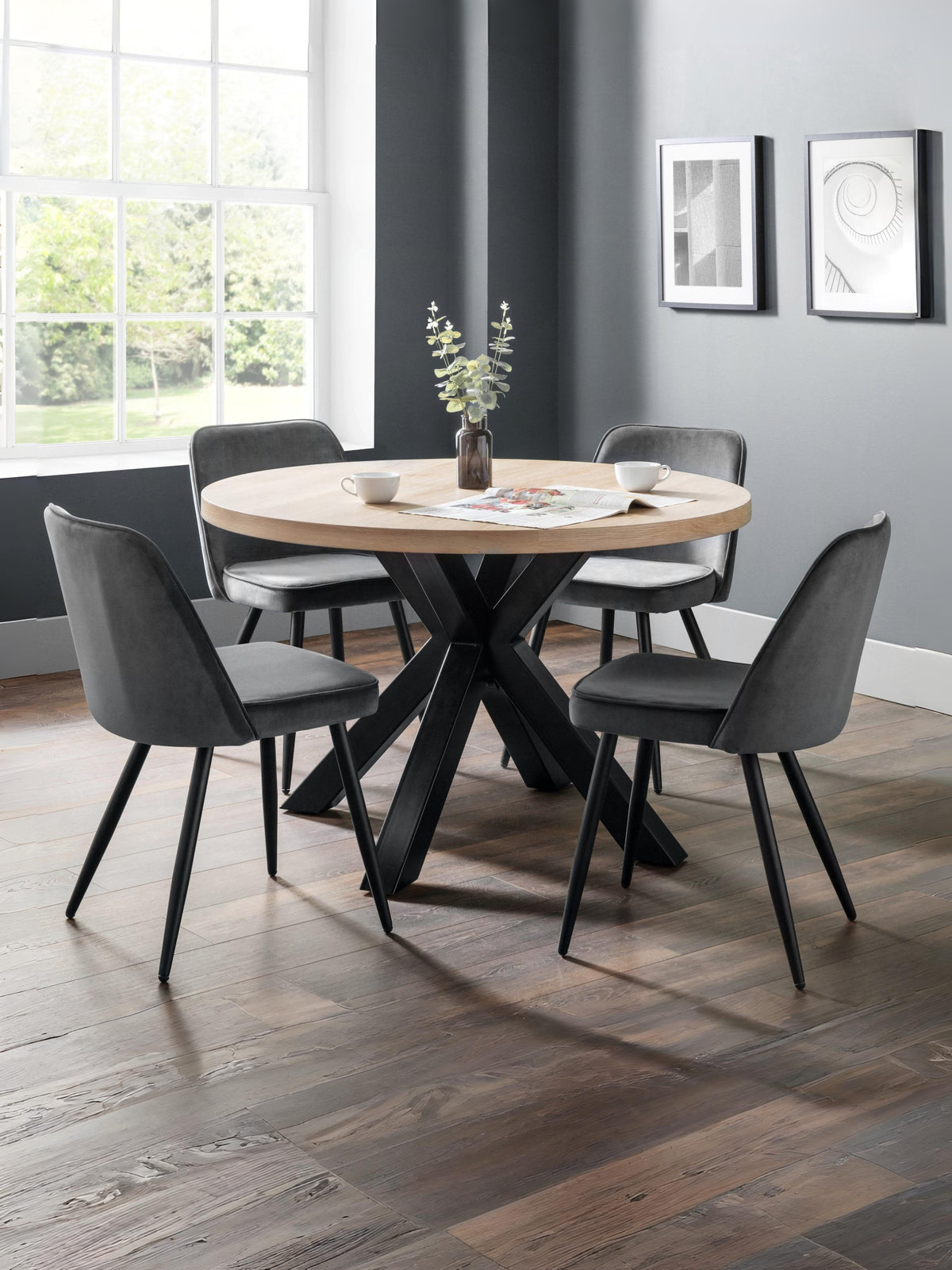 Berwick Round Dining Table