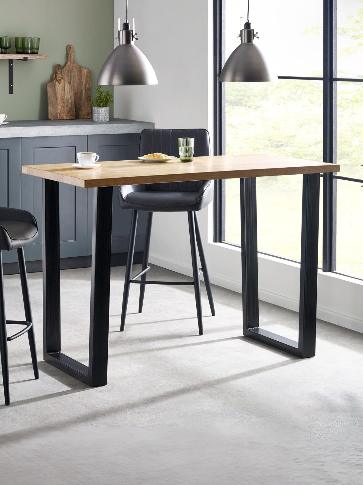 Brooklyn Bar Table Oak