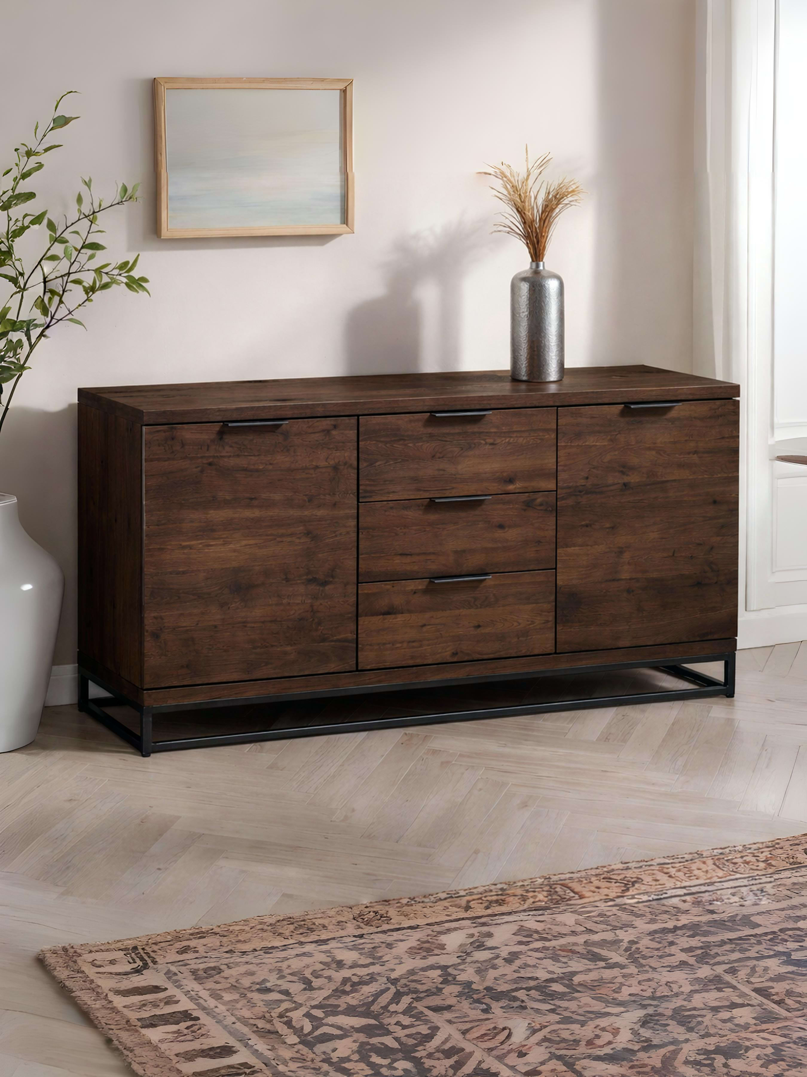 Brooklyn Sideboard – Dark Oak