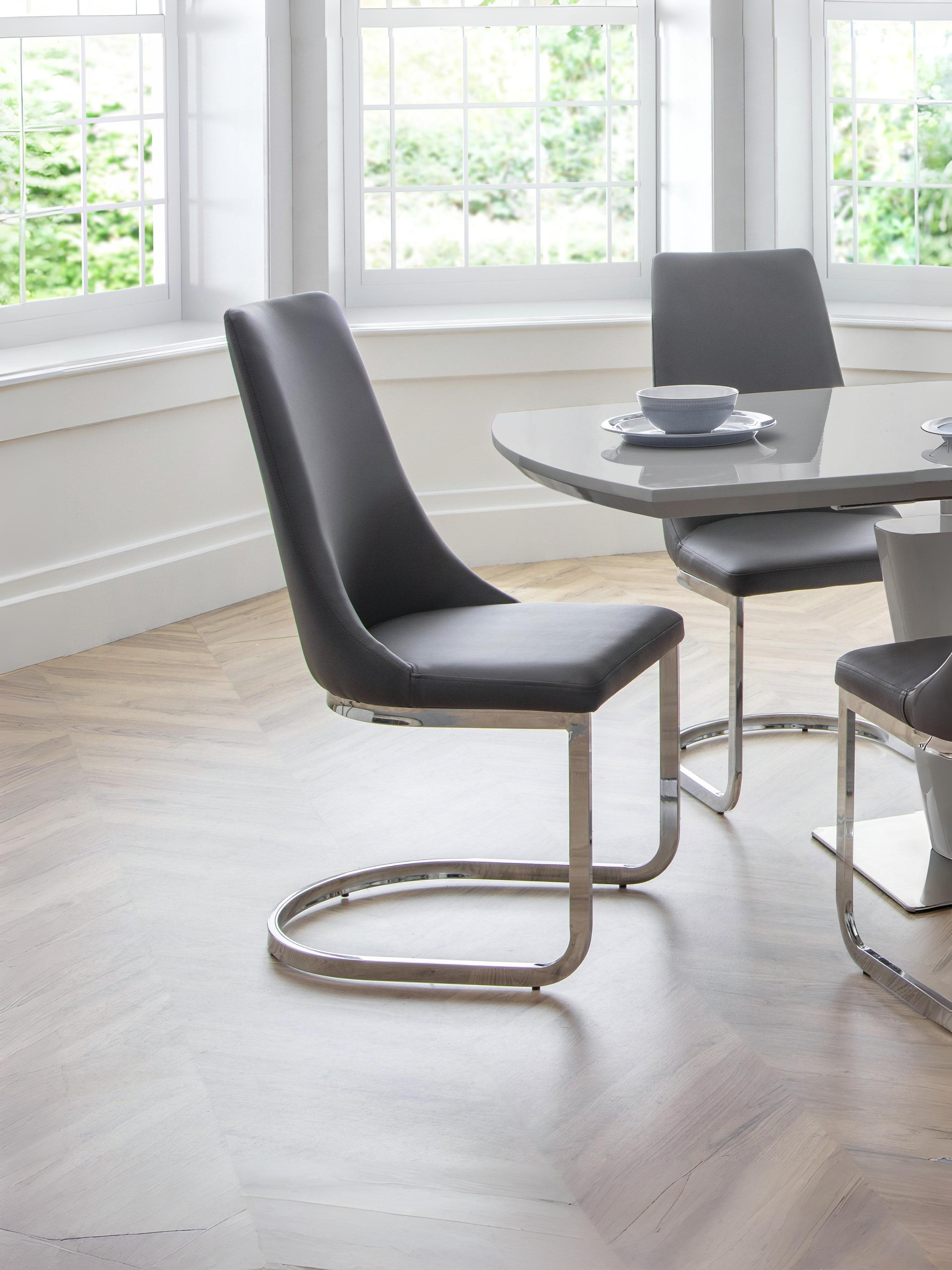 Como Cantilever Dining Chairs (Set Of 2)