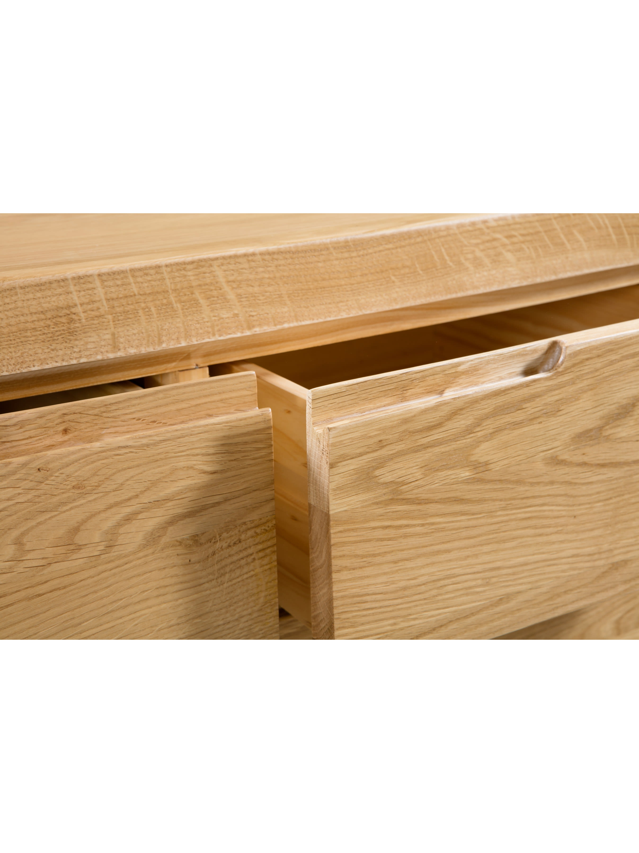 Curve Oak 3+2 Drawer Chest