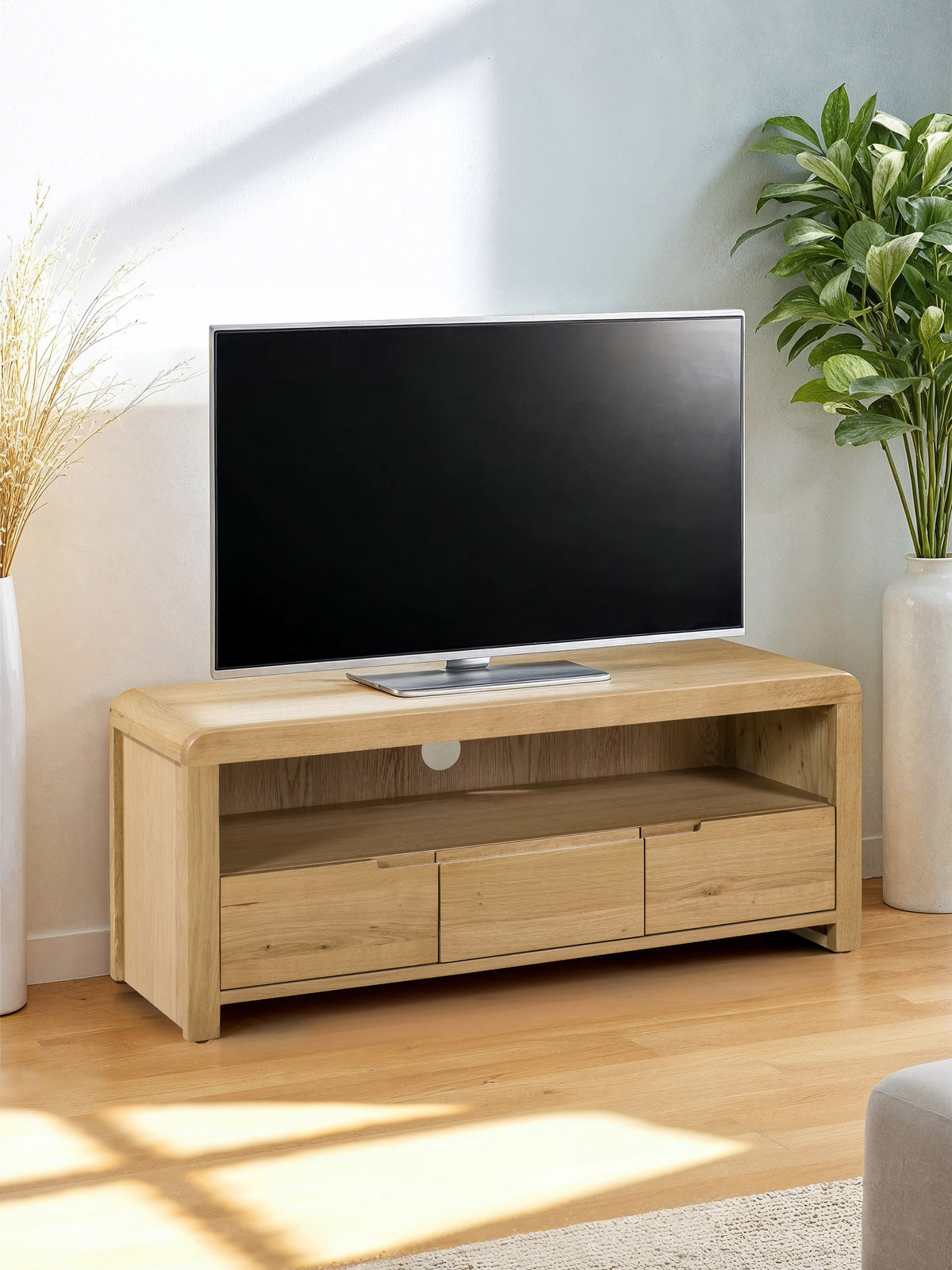 Curve Oak TV Unit