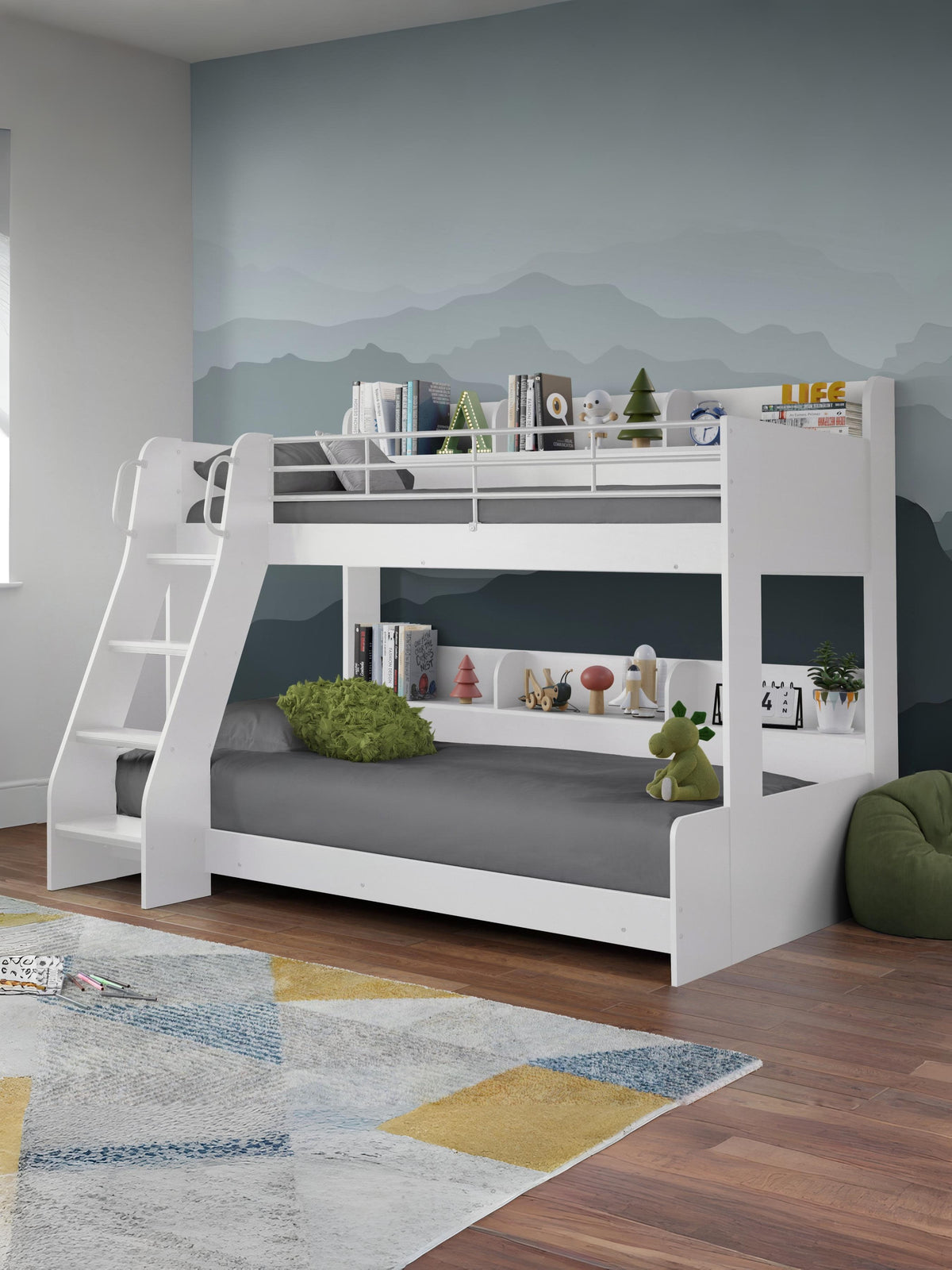 Domino Triple Sleeper White