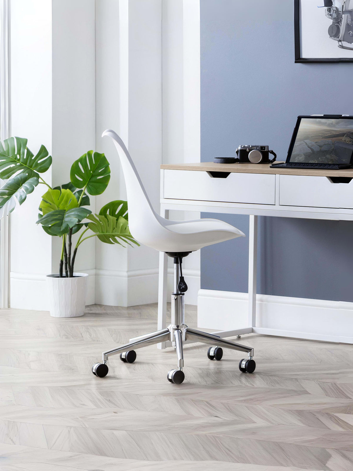 Erika Office Chair - White/Chrome