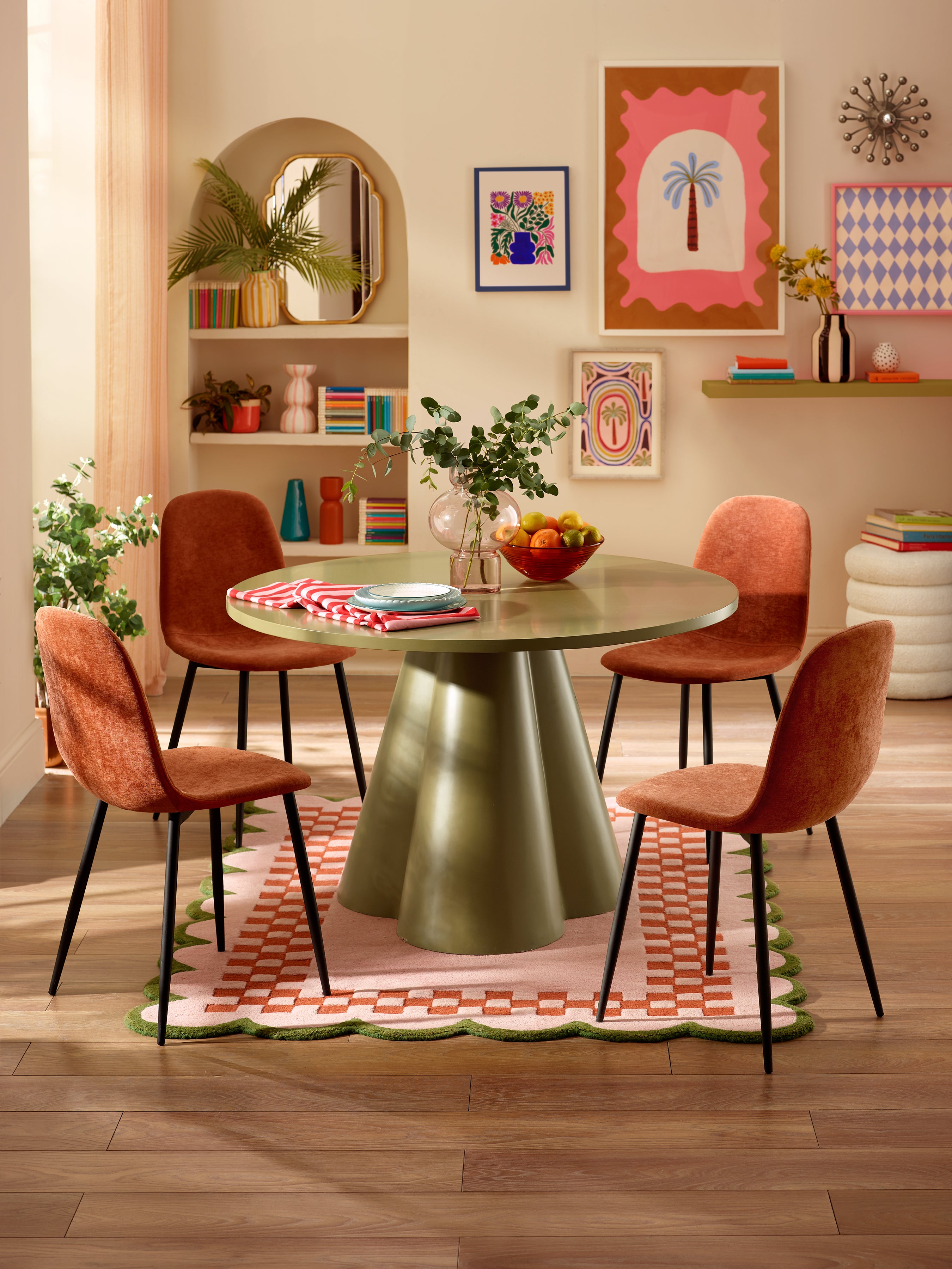 Fable Round Dining Table – Green