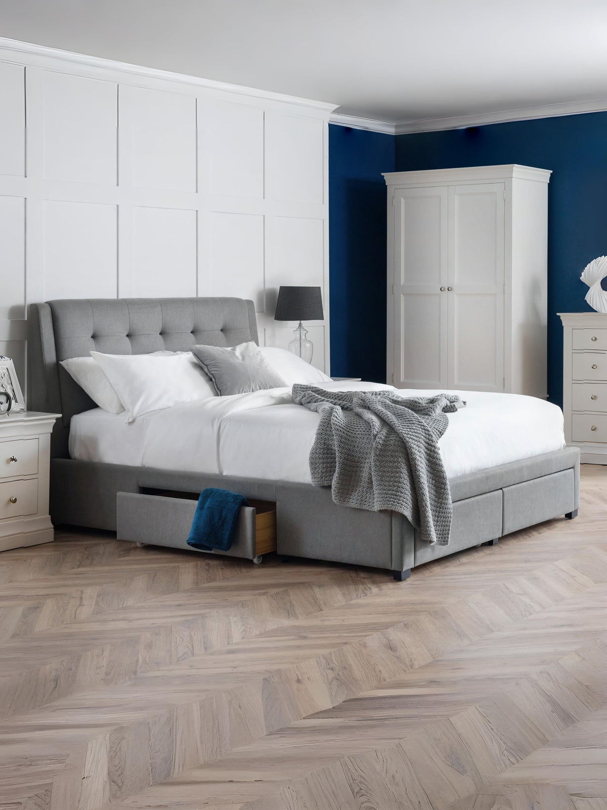 Fullerton 4 Drawer Bed - Grey