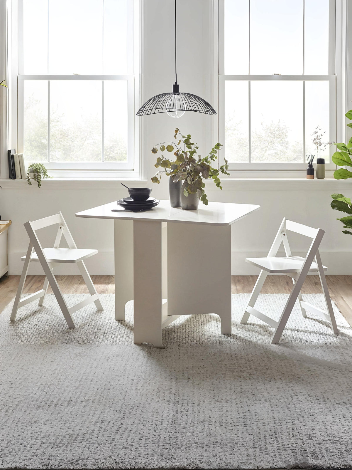 Gatan Small Gateleg Table With 2 Chairs - White
