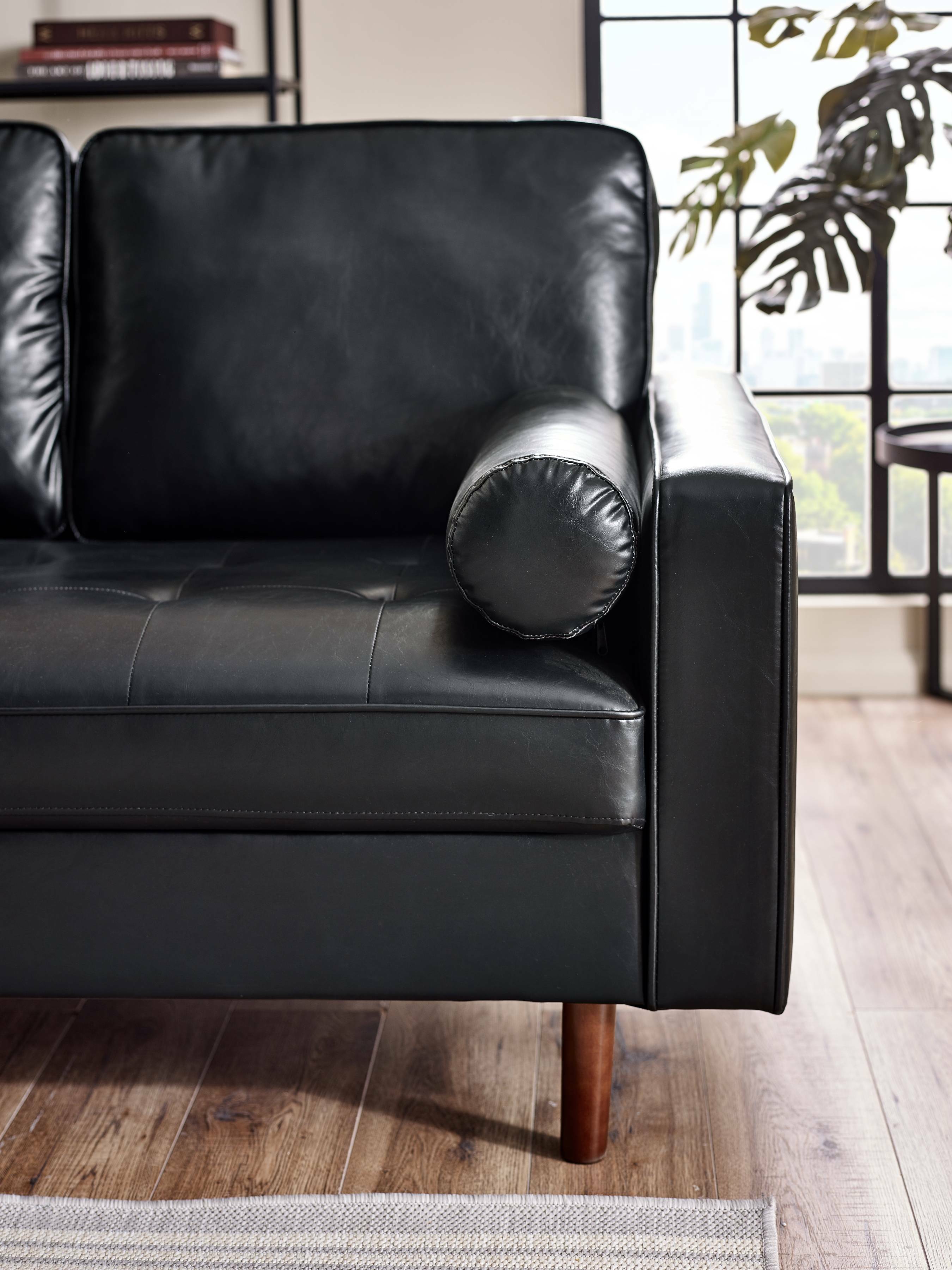 Henley Black Faux Leather 3 Seater Sofa – Julian Bowen, view 8