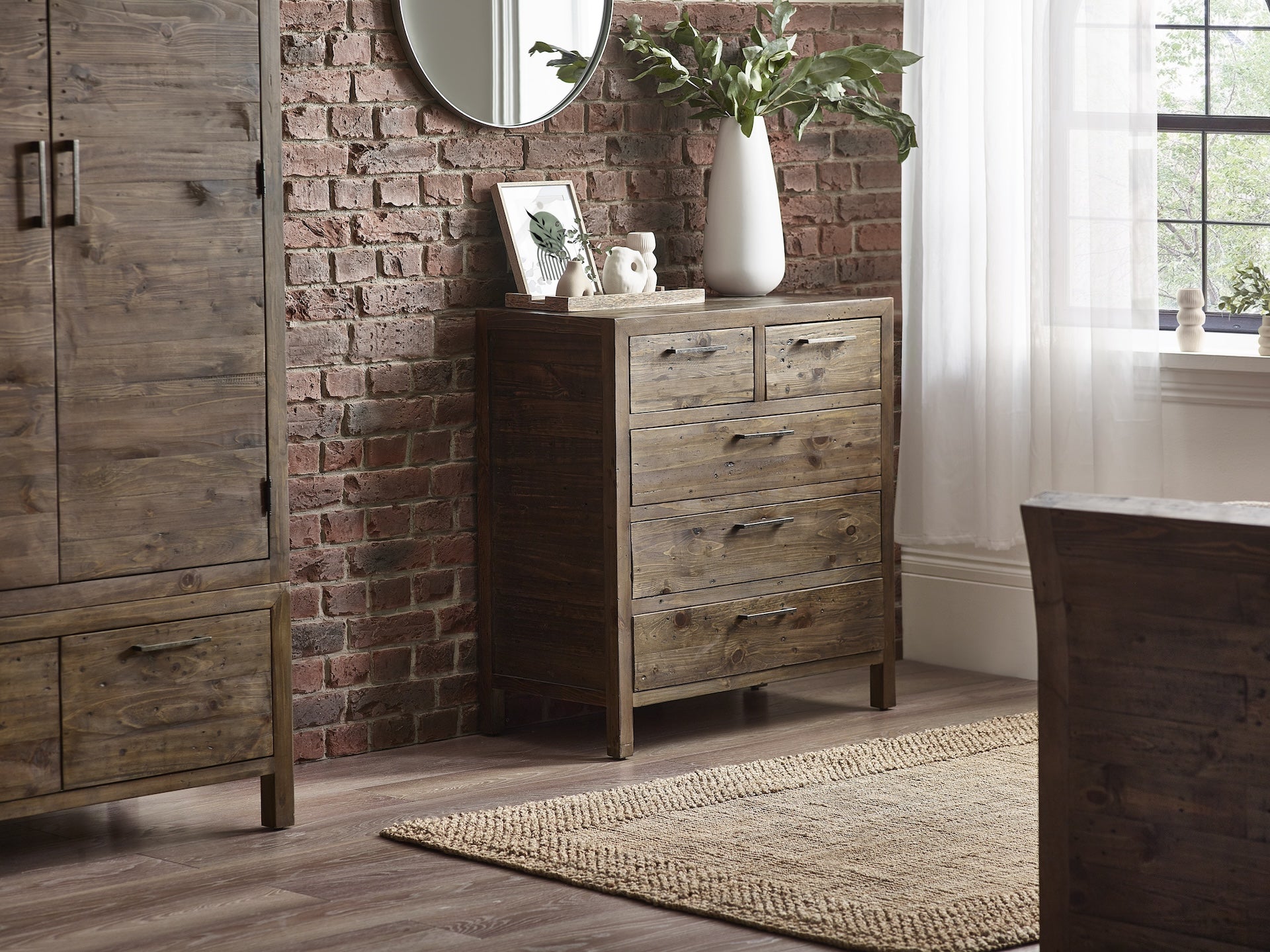 Heritage 3+2 Drawer Chest – Julian Bowen, view 9