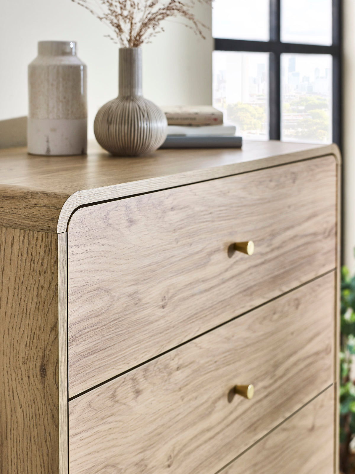 Ingrid 5 Drawer Chest Oak