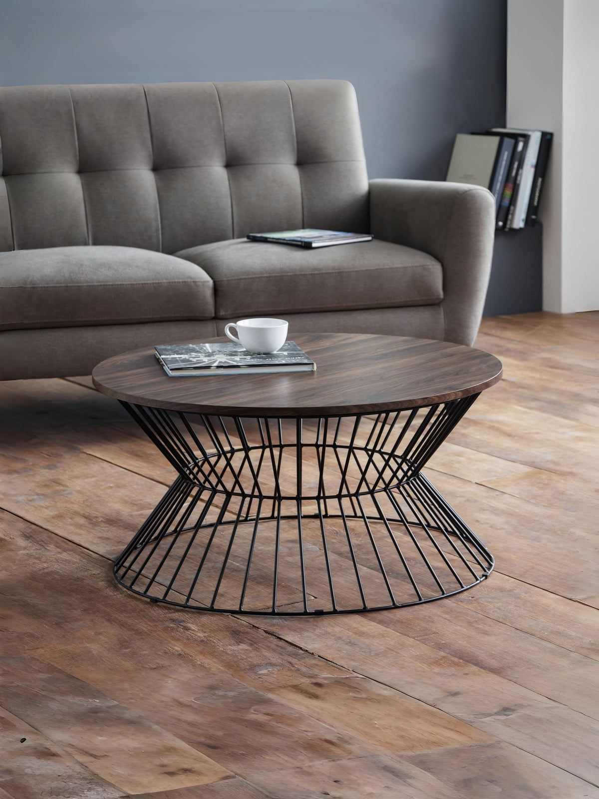 Jersey Round Wire Coffee Table - Walnut