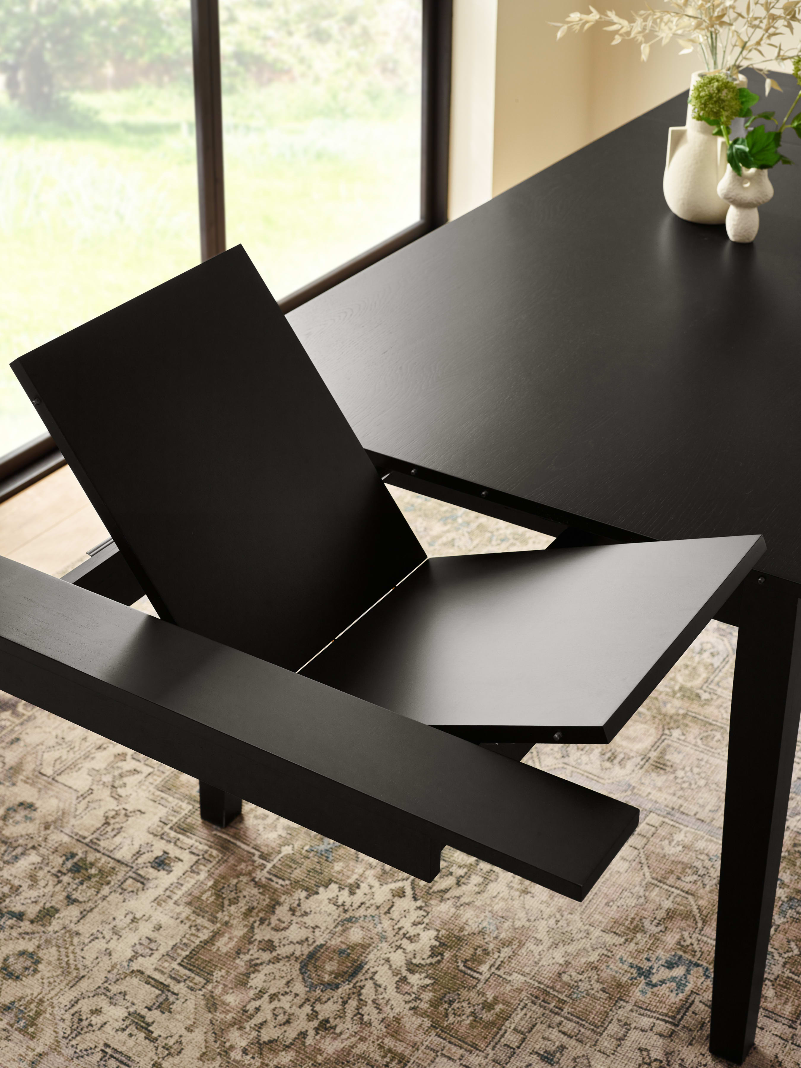 Knoxley Black Oak Rectangular 173-251cm Extending Dining Table – Black Oak Effect