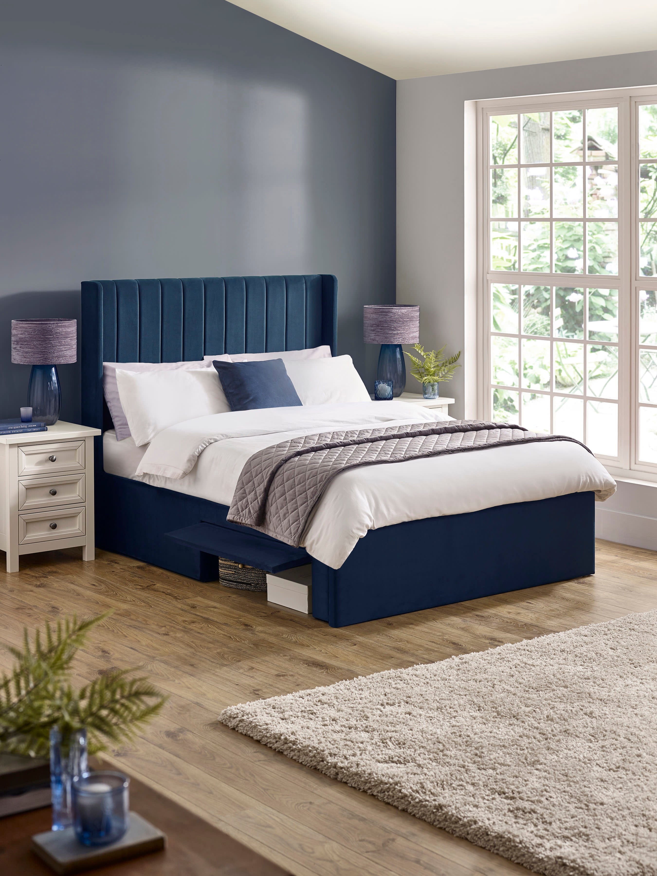 Leila Royal Blue Dual Storage Door Bed – Royal Blue Velvet