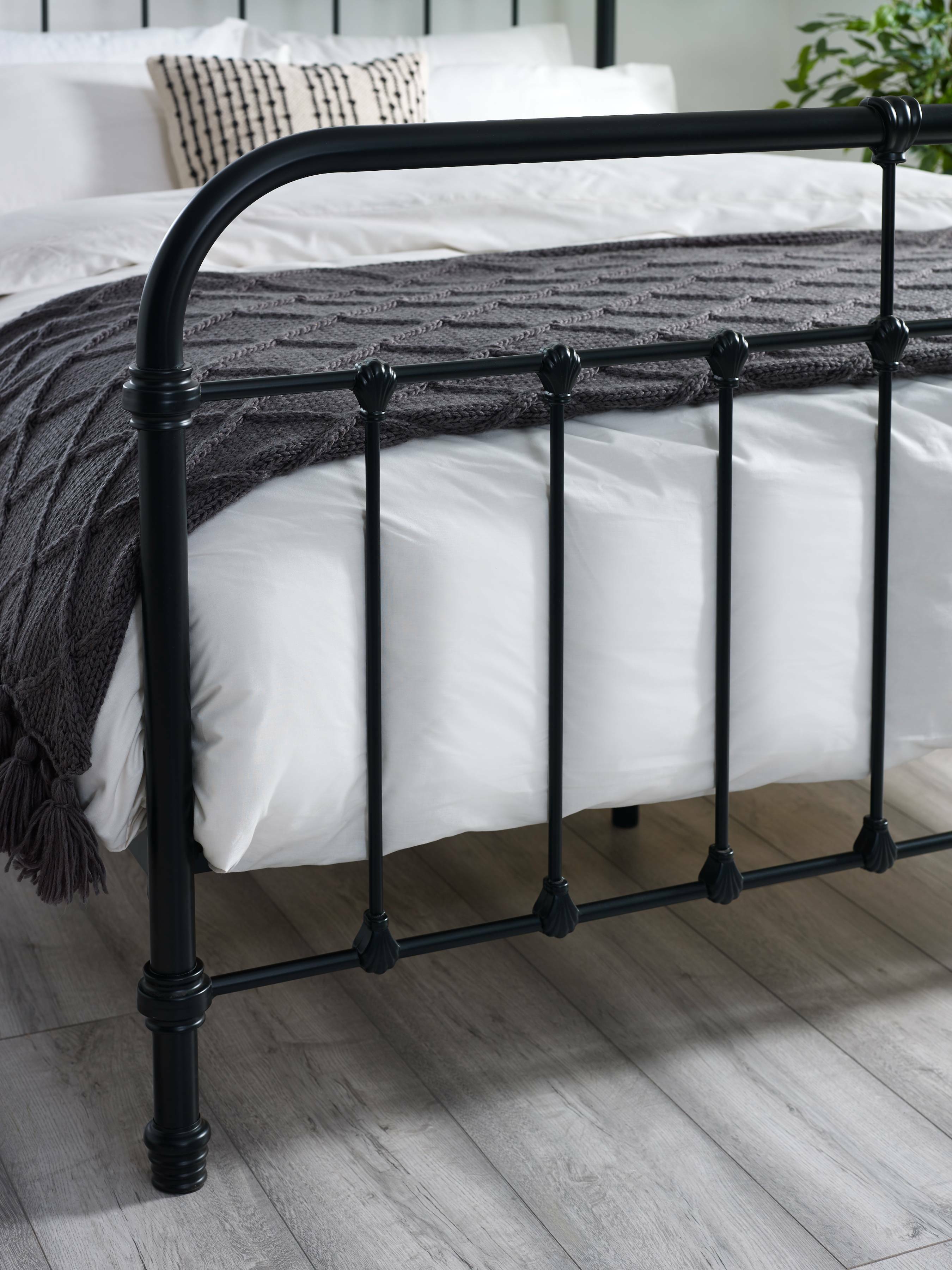 Logan Metal Bed – Julian Bowen, view 11