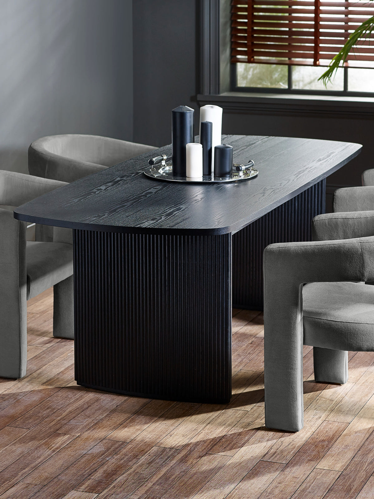 Louis Fluted Extending Dining Table - Black