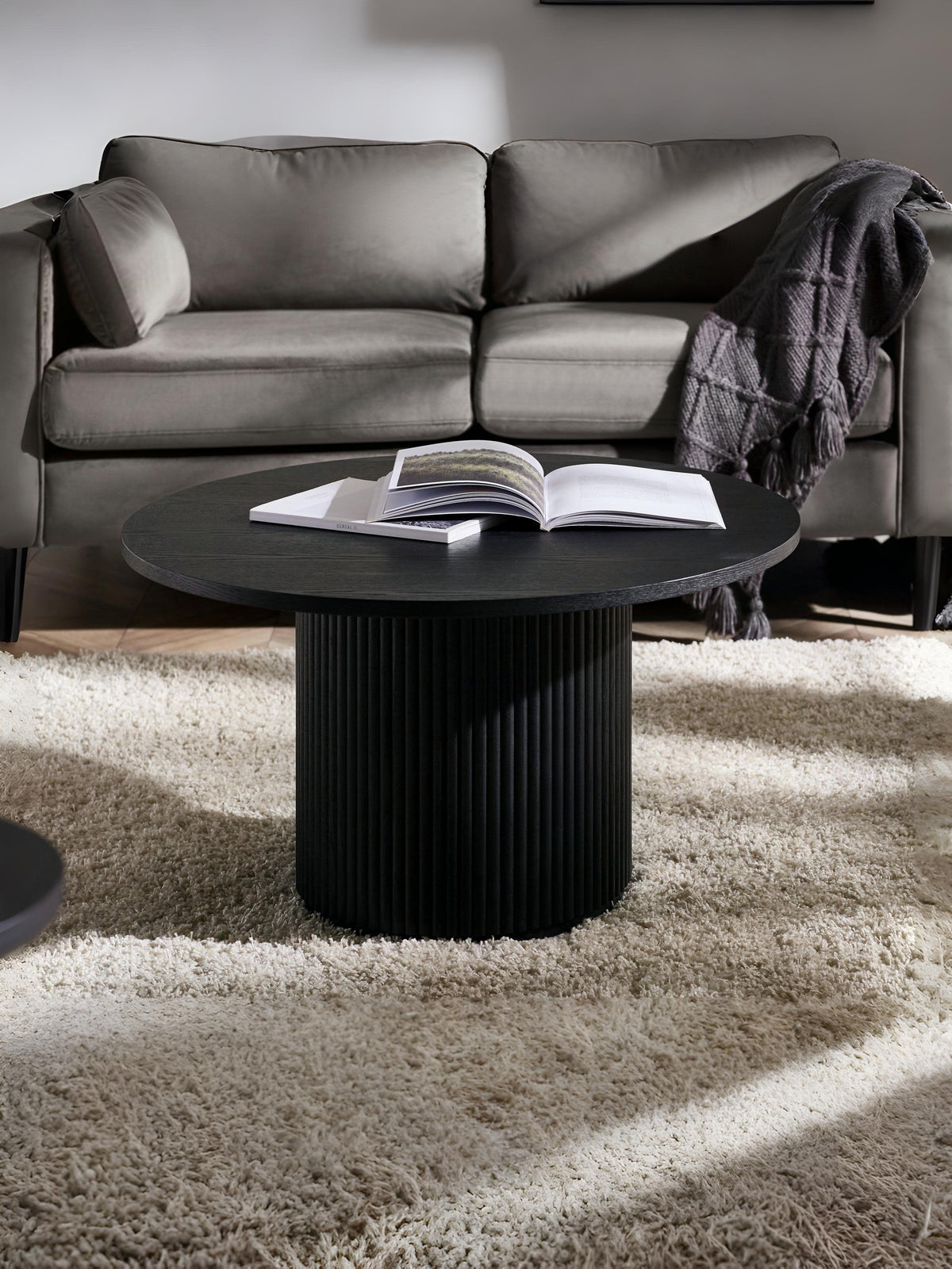 Louis Fluted Round Coffee Table - Black