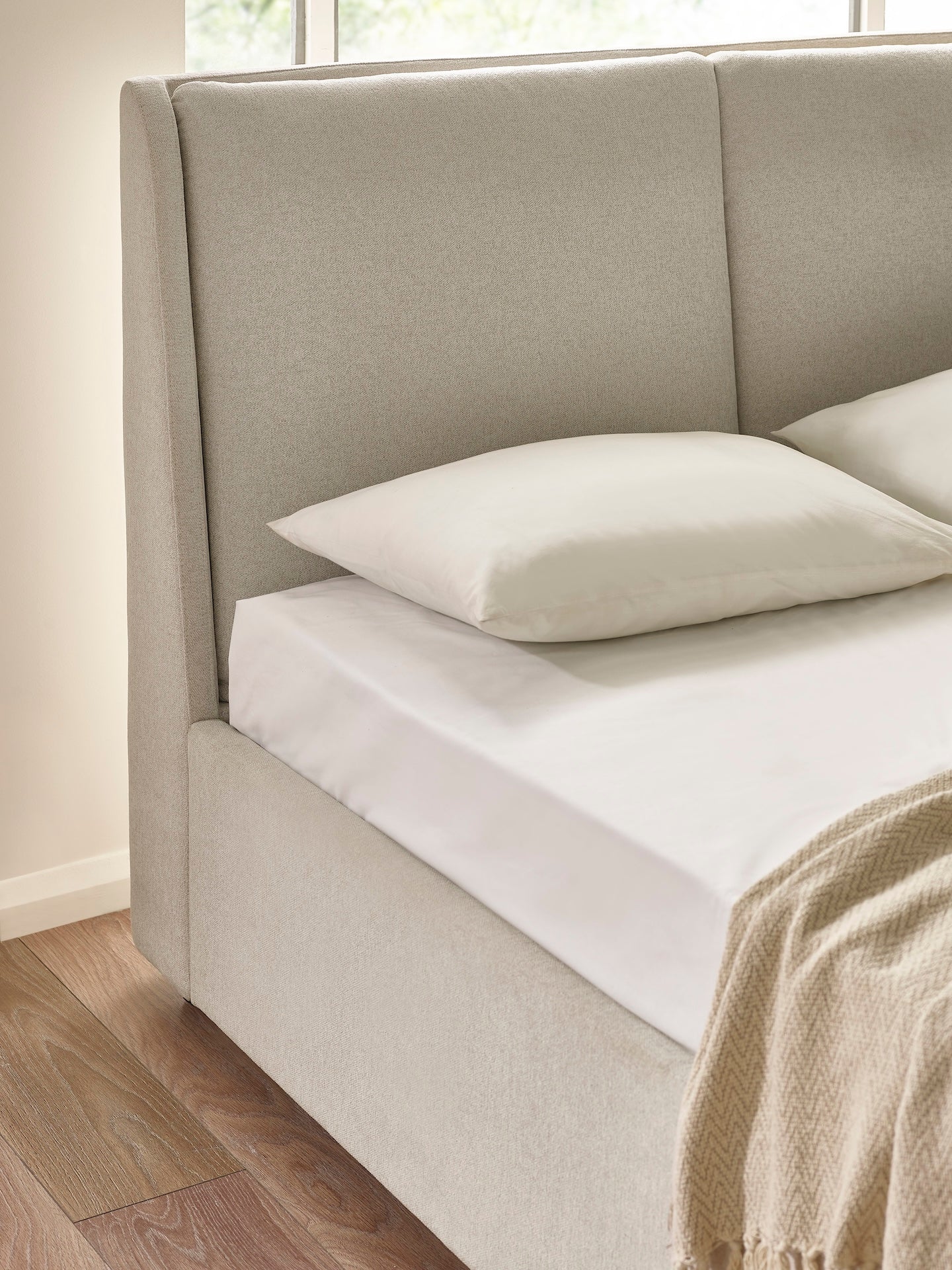 Maddock Ottoman Storage Bed - Beige – Julian Bowen, view 15
