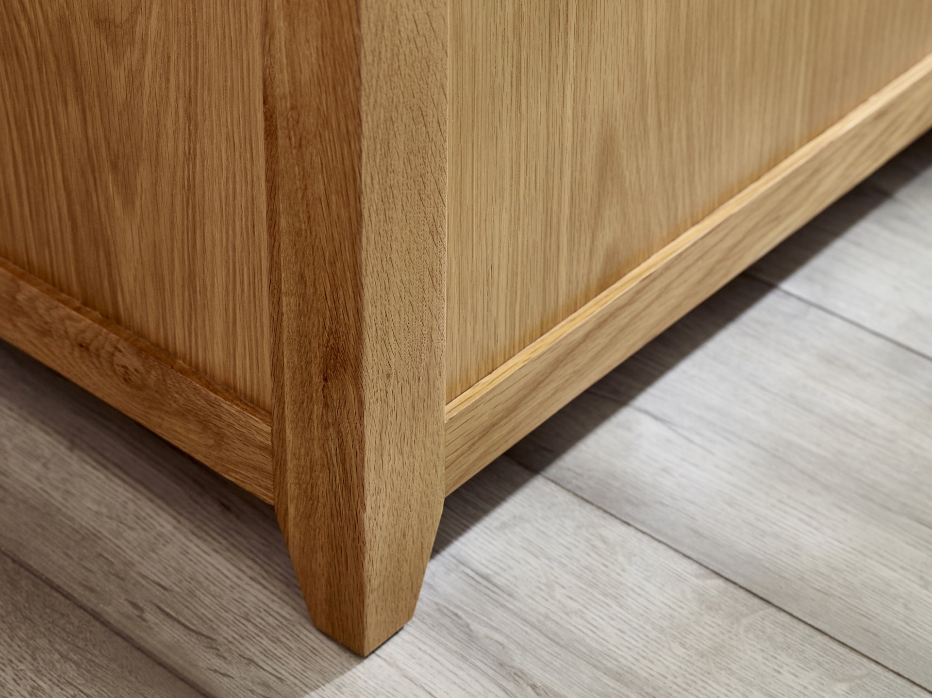 Mallory Storage Bench – Julian Bowen, view 6