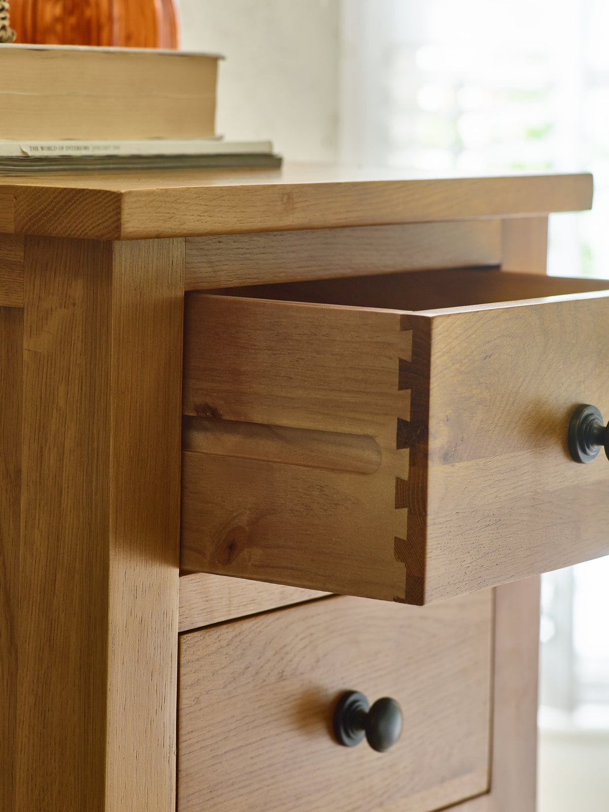 Marlborough 7 Drawer Narrow Chest