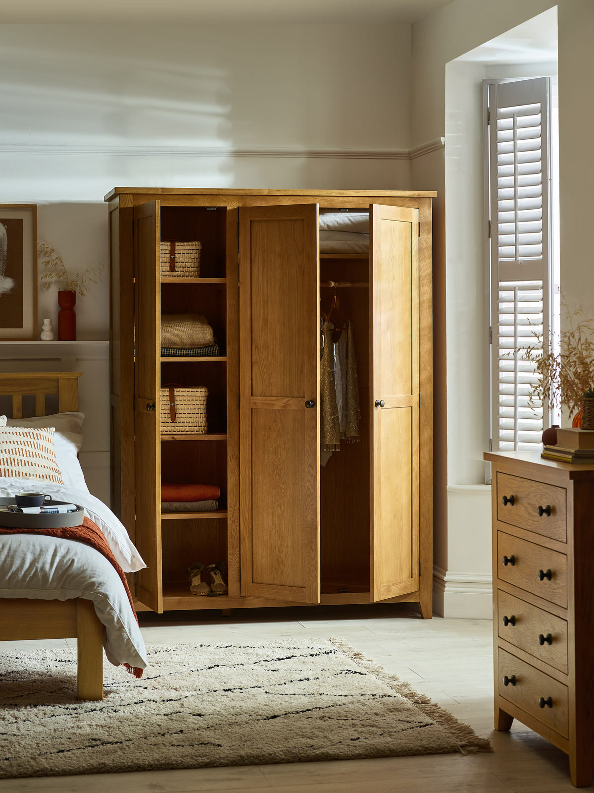 Marlborough 3 Door Wardrobe