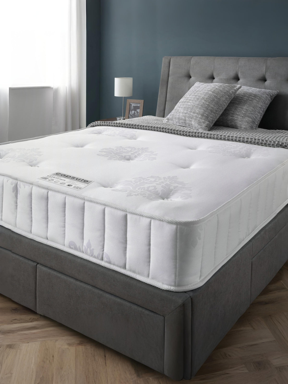 Capsule Essentials Mattress – White