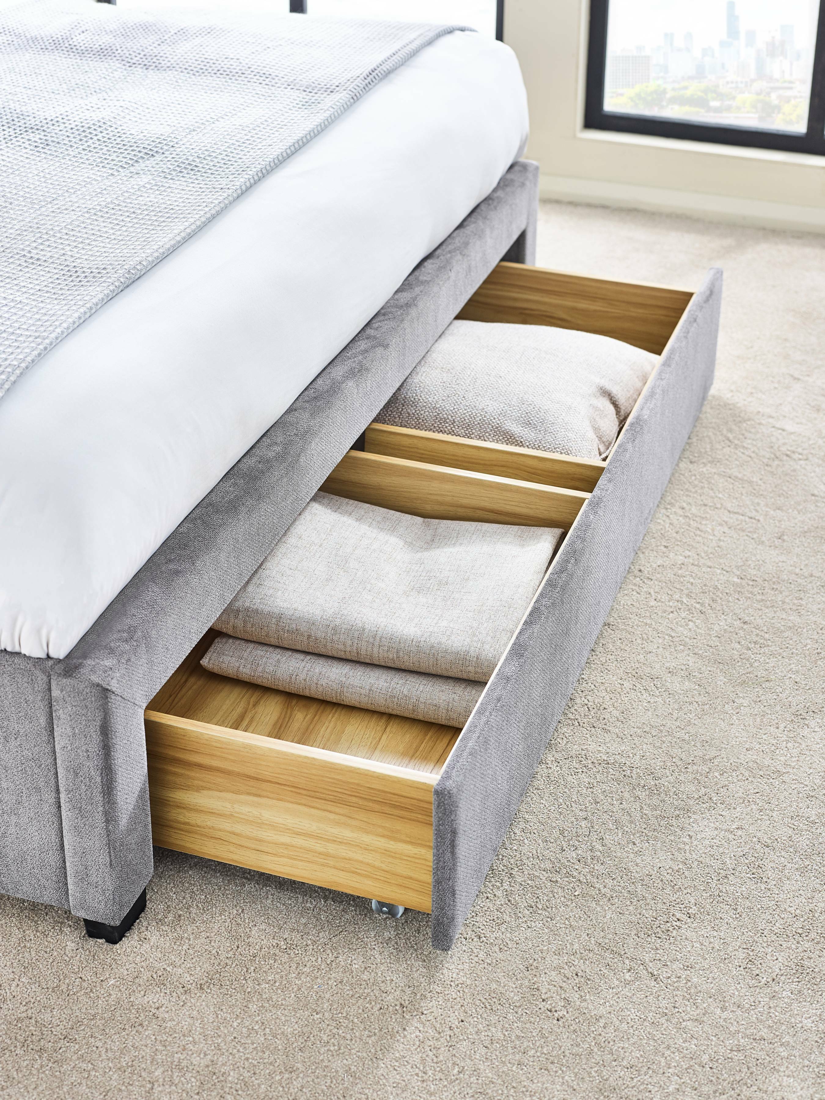 Mayfair 4 Drawer Storage Bed – Julian Bowen, view 17