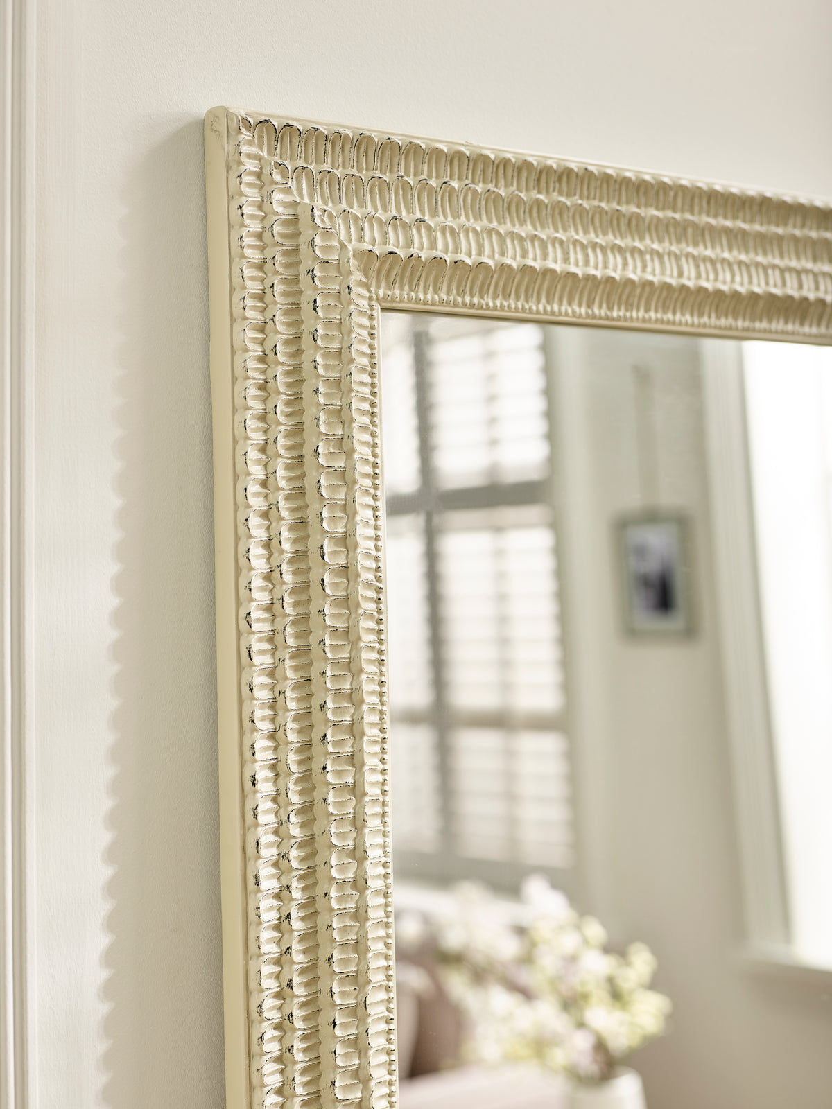 Alanis Rectangular Lean to Dress Mirror – White